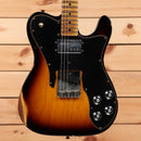 Fender Custom Shop 1967 Telecaster Custom Journeyman electric guitar 2-color sunburst with dual single-coil pickups