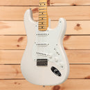 Fender Custom Shop 1955 Custom Stratocaster electric guitar Aged White Blonde with maple neck and single-coil pickups