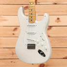 Fender Custom Shop 1955 Custom Stratocaster electric guitar Aged White Blonde with maple neck and single-coil pickups