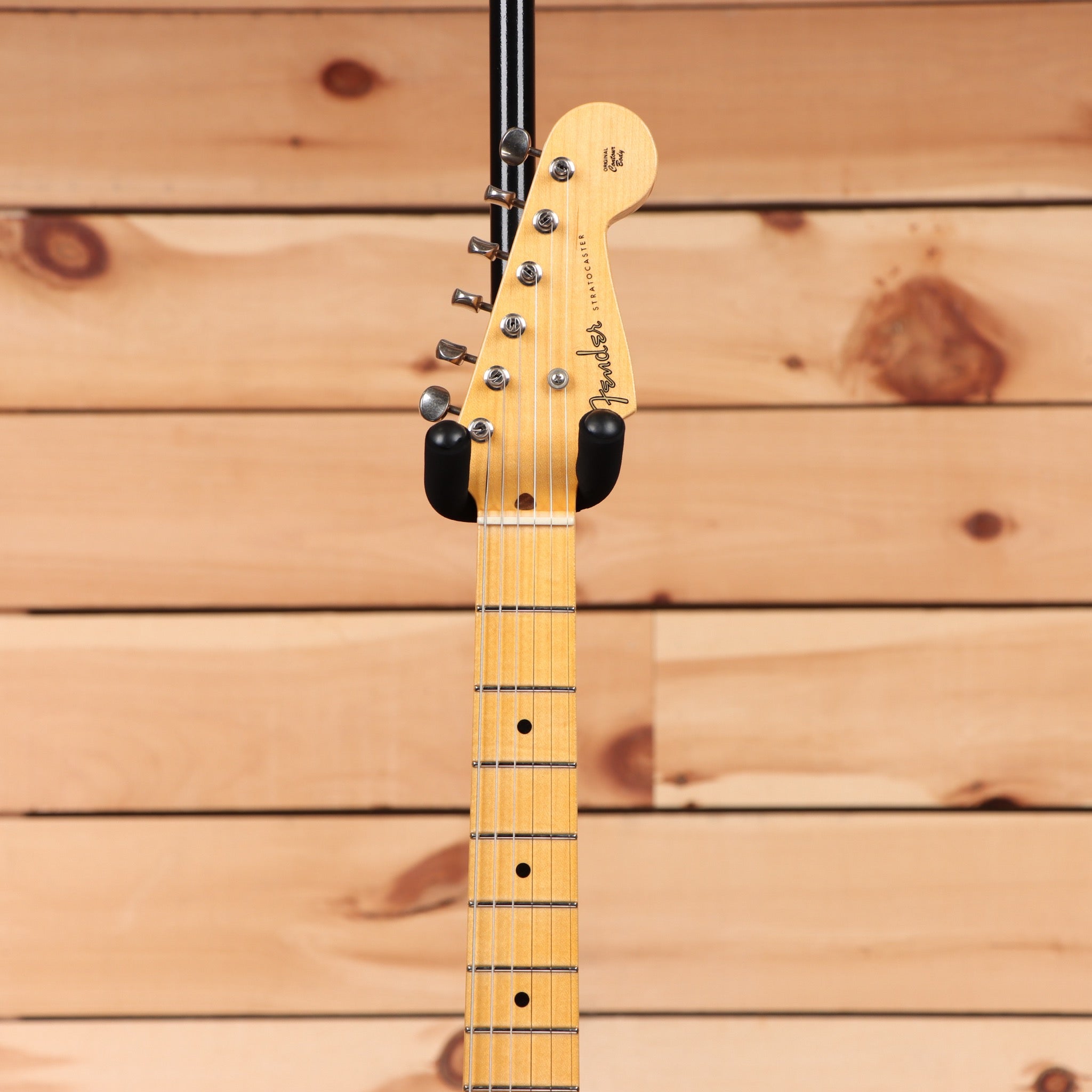 Fender Custom Shop 1955 Custom Stratocaster electric guitar Aged White Blonde with maple neck and single-coil pickups