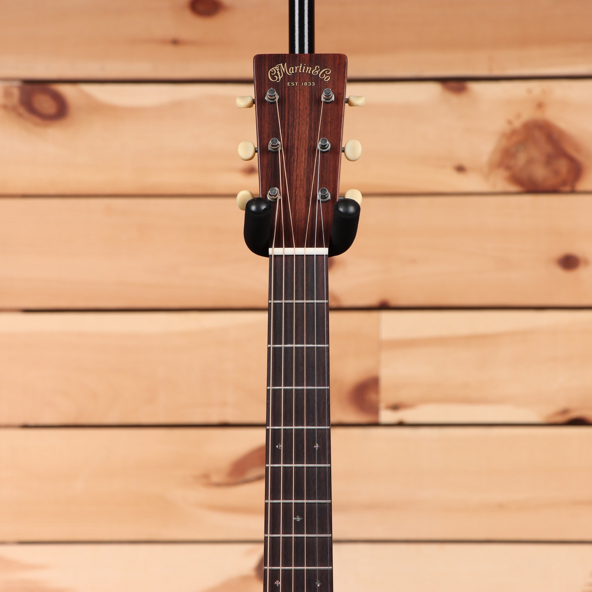 Martin 00-16 Streetmaster acoustic guitar Dark Mahogany with rosewood fretboard and cream binding