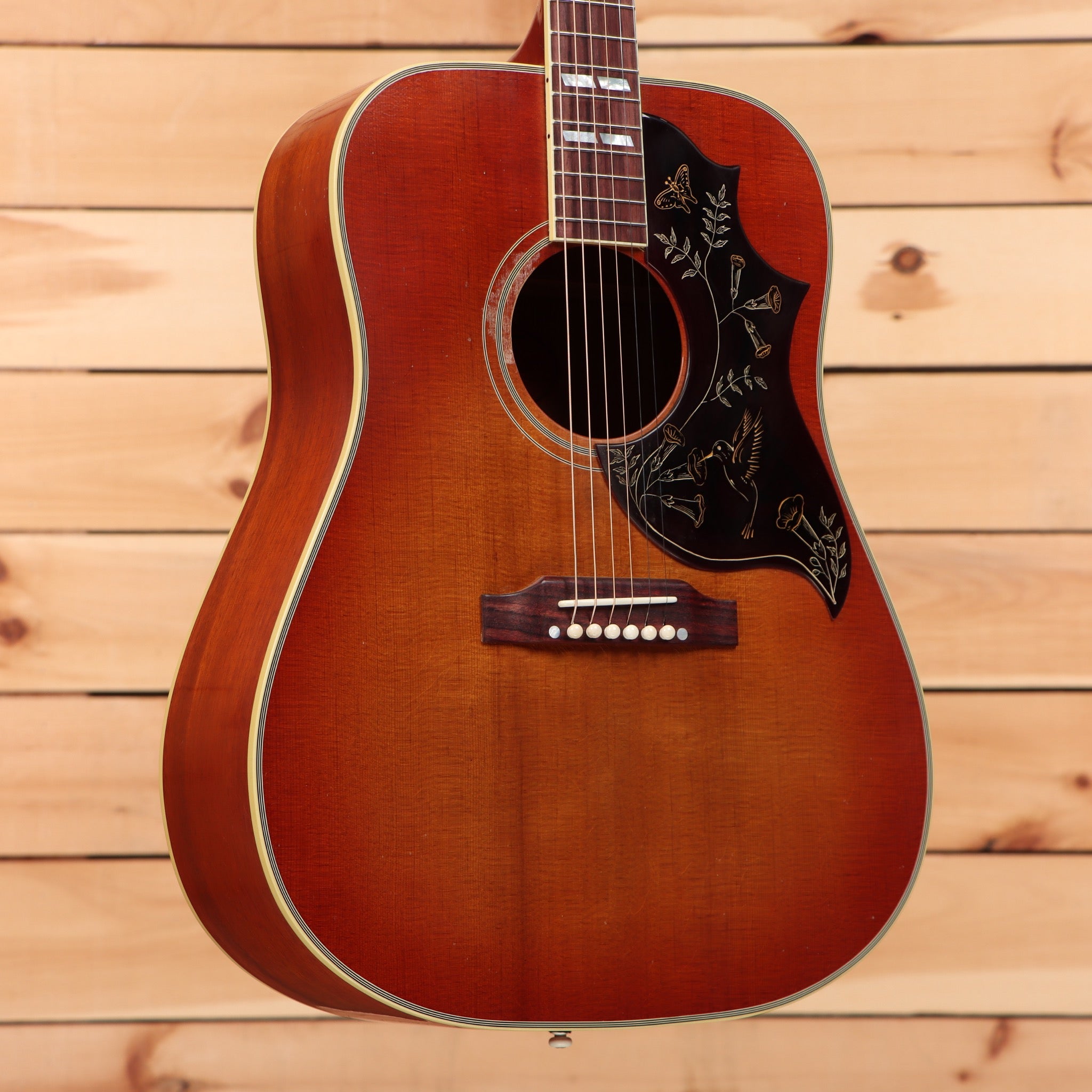 Gibson 1960 Hummingbird light-aged Heritage Cherry Sunburst acoustic guitar with black pickguard and floral inlay
