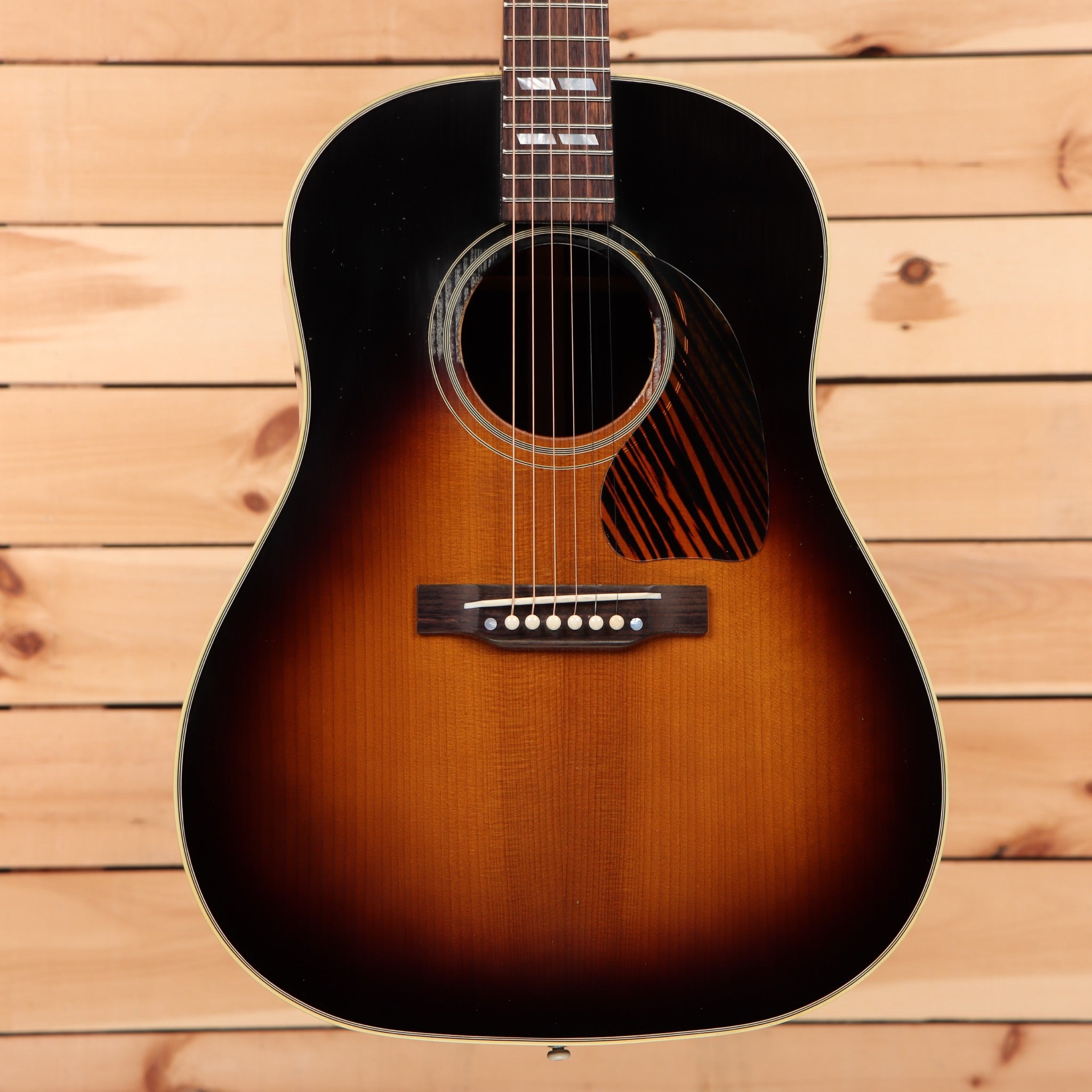 Gibson 1942 Banner Southern Jumbo light-aged vintage sunburst acoustic guitar 12-string with rosewood fretboard