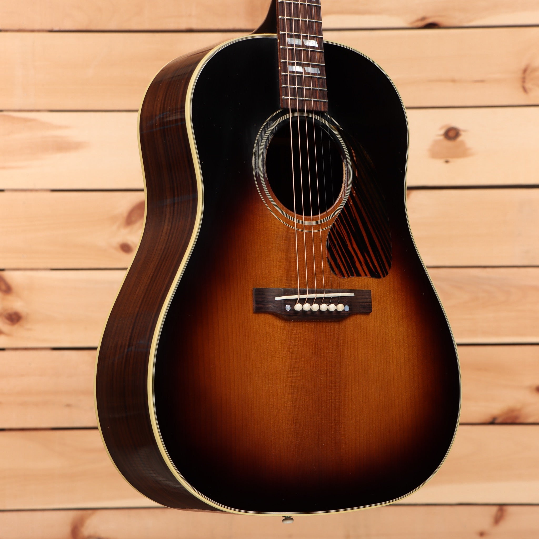 Gibson 1942 Banner Southern Jumbo light aged vintage sunburst acoustic guitar with rosewood back