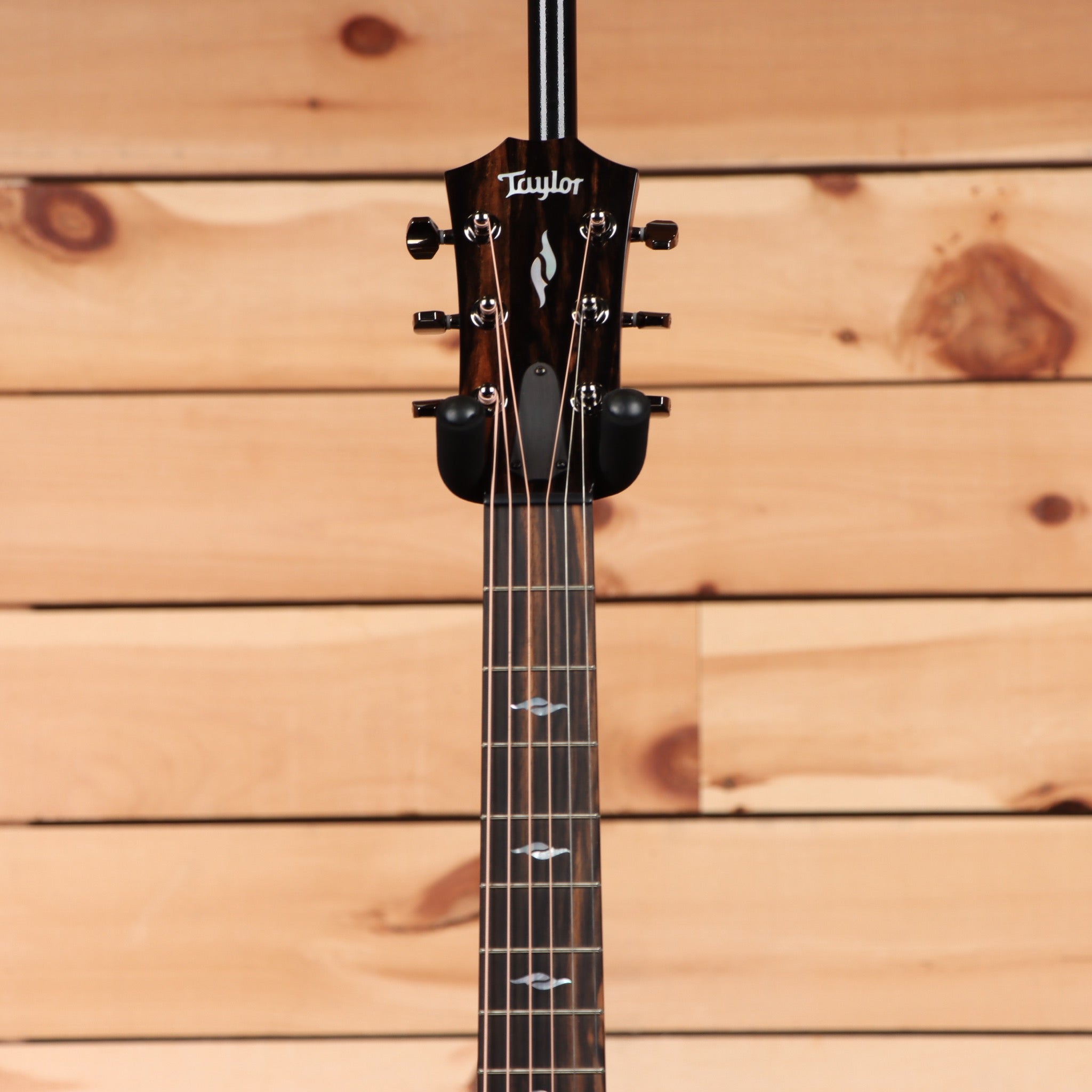 Taylor GT811e Grand Orchestra acoustic-electric guitar natural finish pre-owned with rosewood fretboard