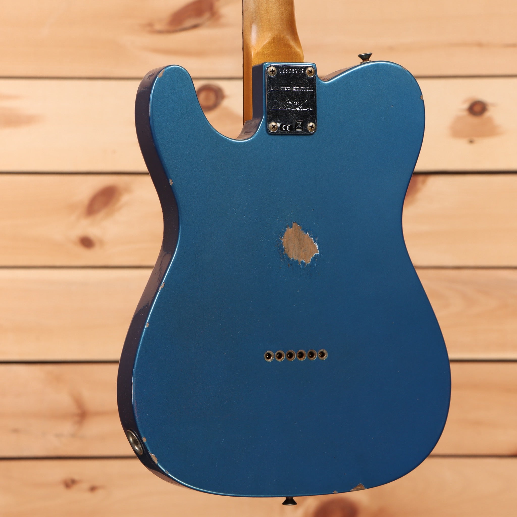 Fender Custom Shop Limited 1960 Telecaster relic electric guitar Lake Placid Blue with single-coil pickups