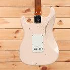Fender Custom Shop Limited 1963 Stratocaster Relic electric guitar Super Faded Aged Shell Pink with single-coil pickups