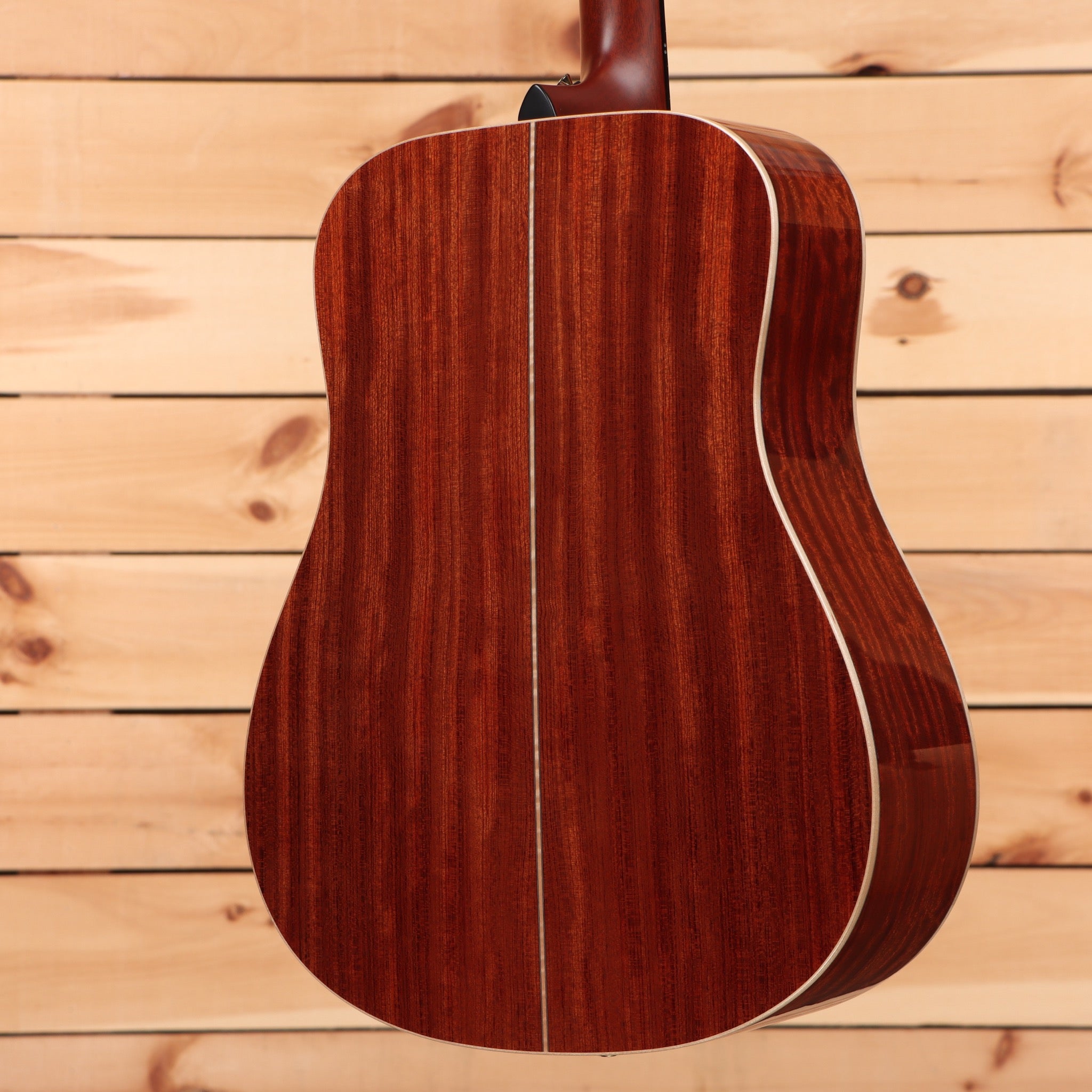 Pre-owned Boucher SG22G dreadnought acoustic guitar natural finish with white binding