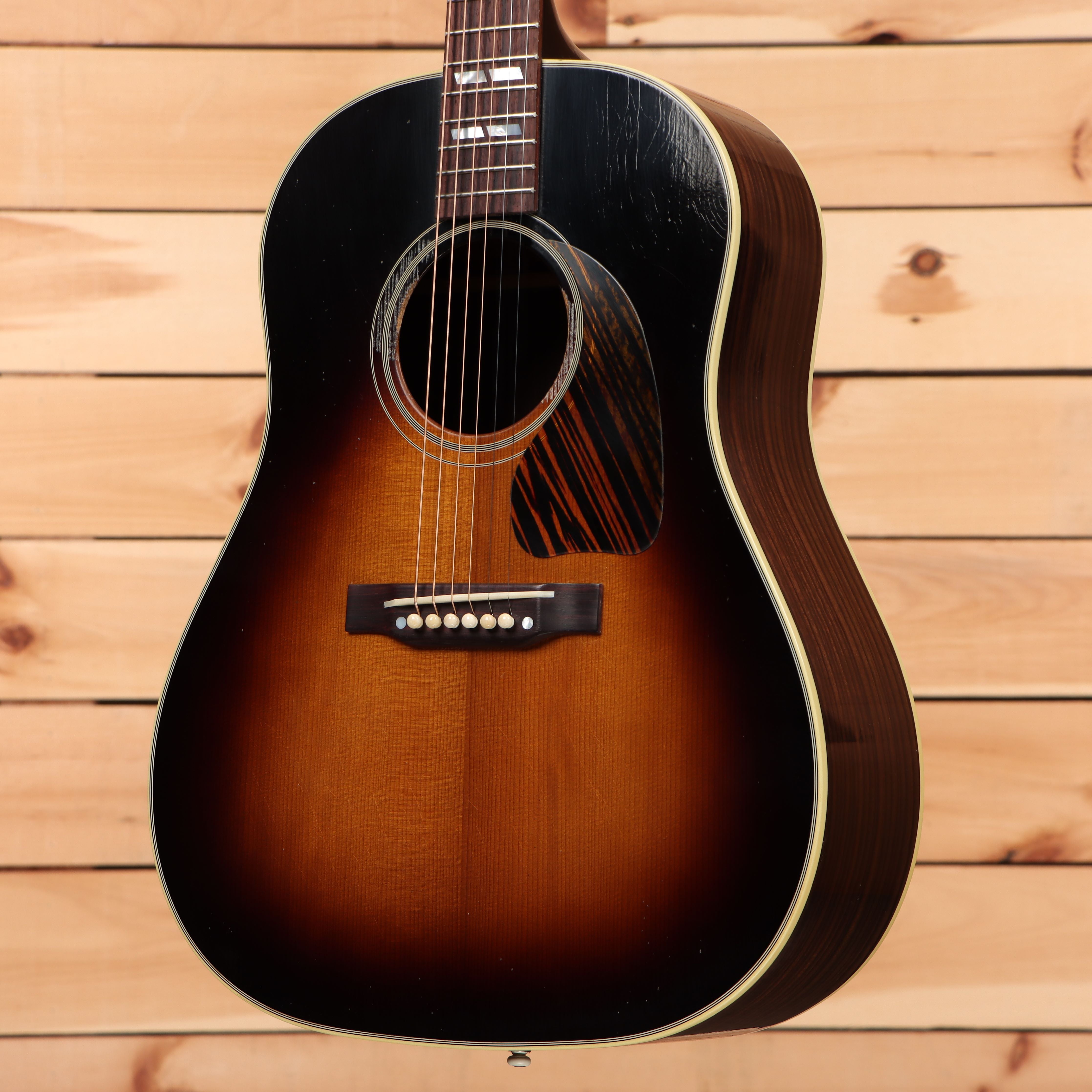 Gibson 1942 Banner Southern Jumbo light-aged vintage sunburst acoustic guitar with rosewood back and sides