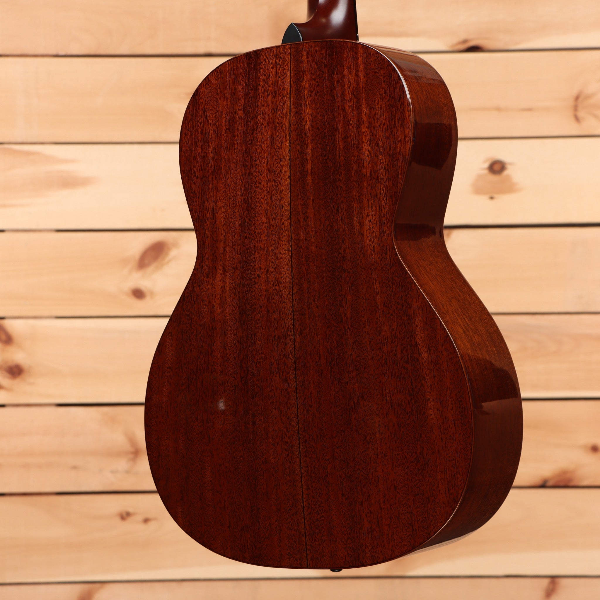 Santa Cruz OOO Custom acoustic guitar Buttered Toast finish with dreadnought body shape
