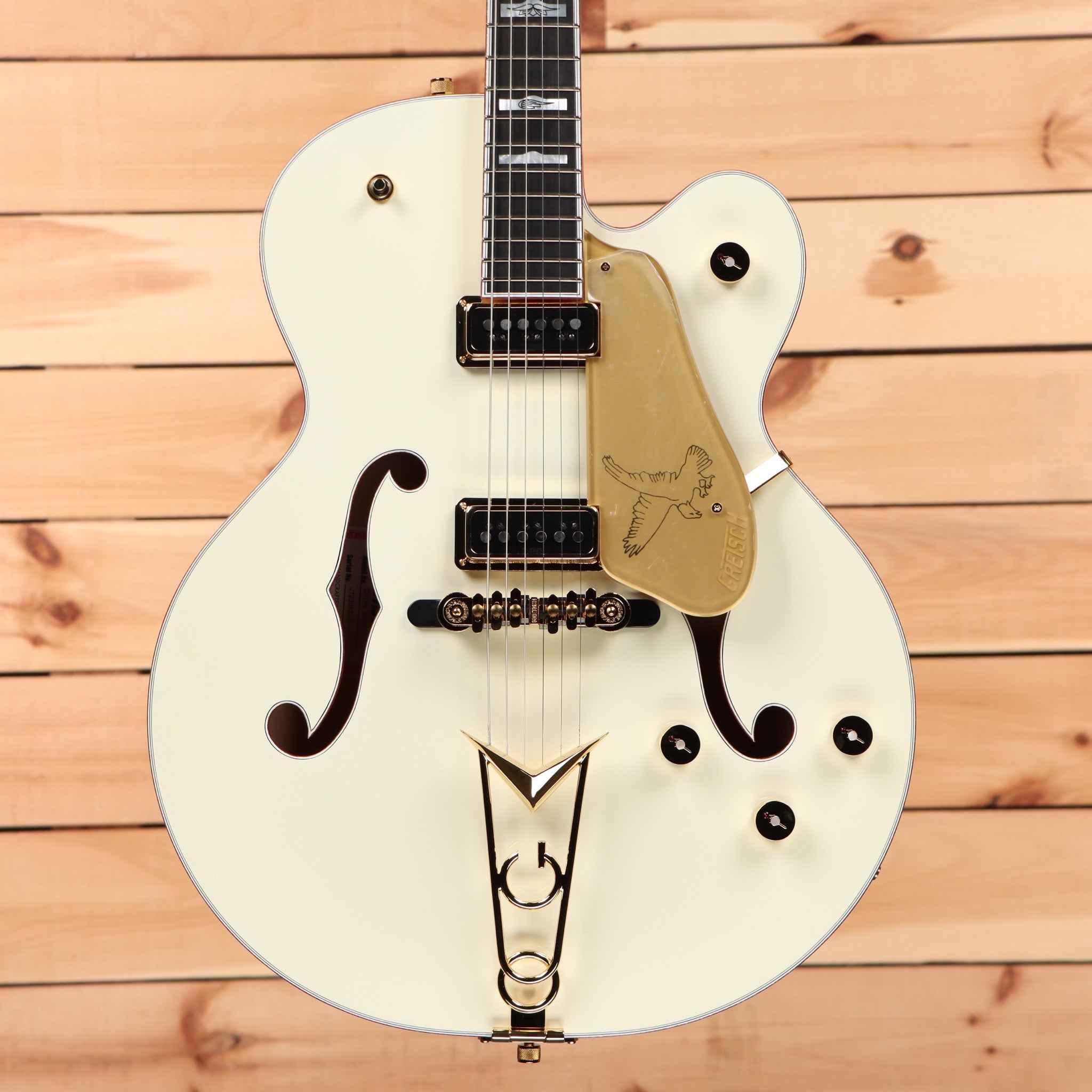 Gretsch G613655 Vintage Select Edition '55 Falcon semi-hollow electric guitar White Lacquer with dual P90 pickups