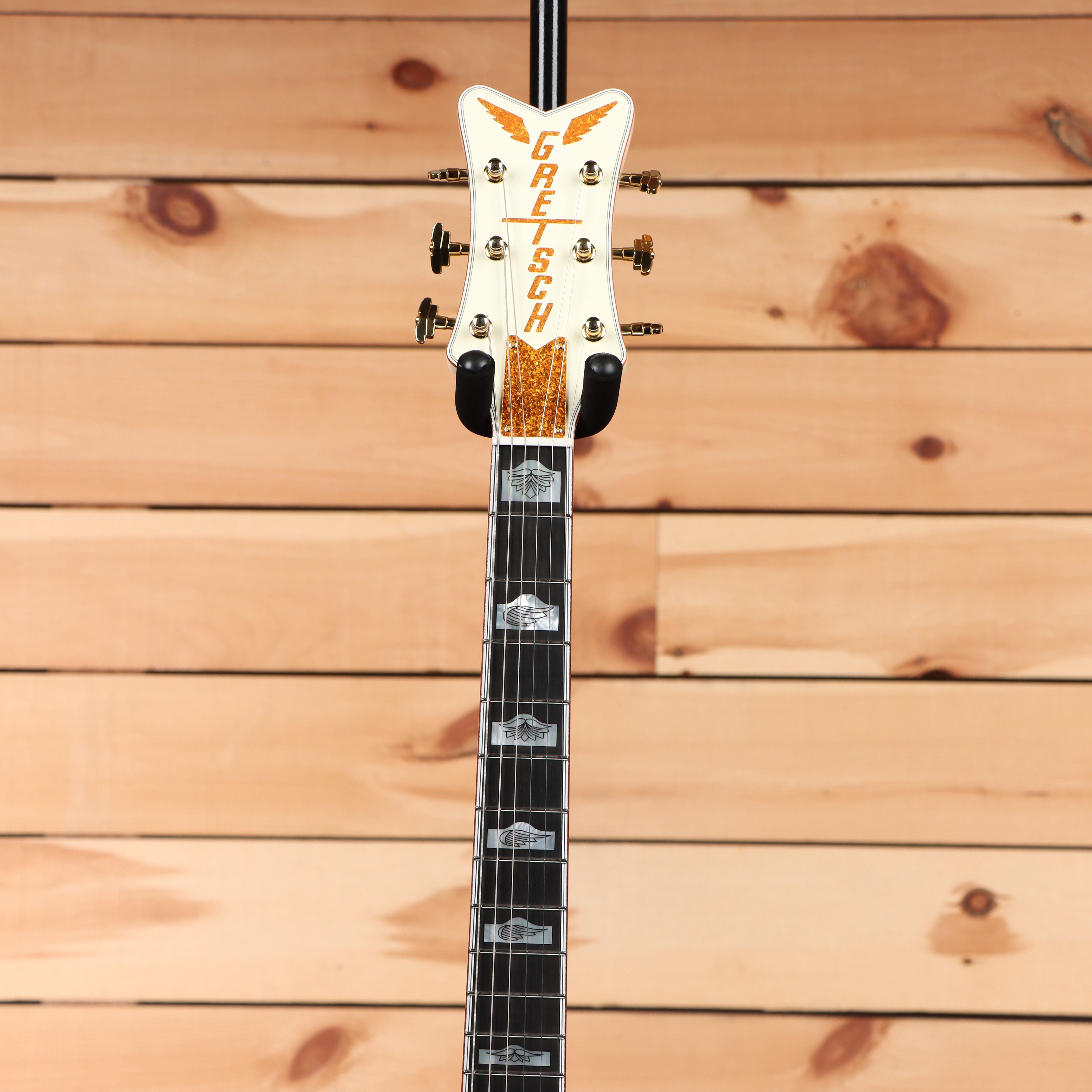 Gretsch G6135 Vintage Select Edition '55 Falcon White Lacquer semi-hollow electric guitar with gold sparkle pickguard