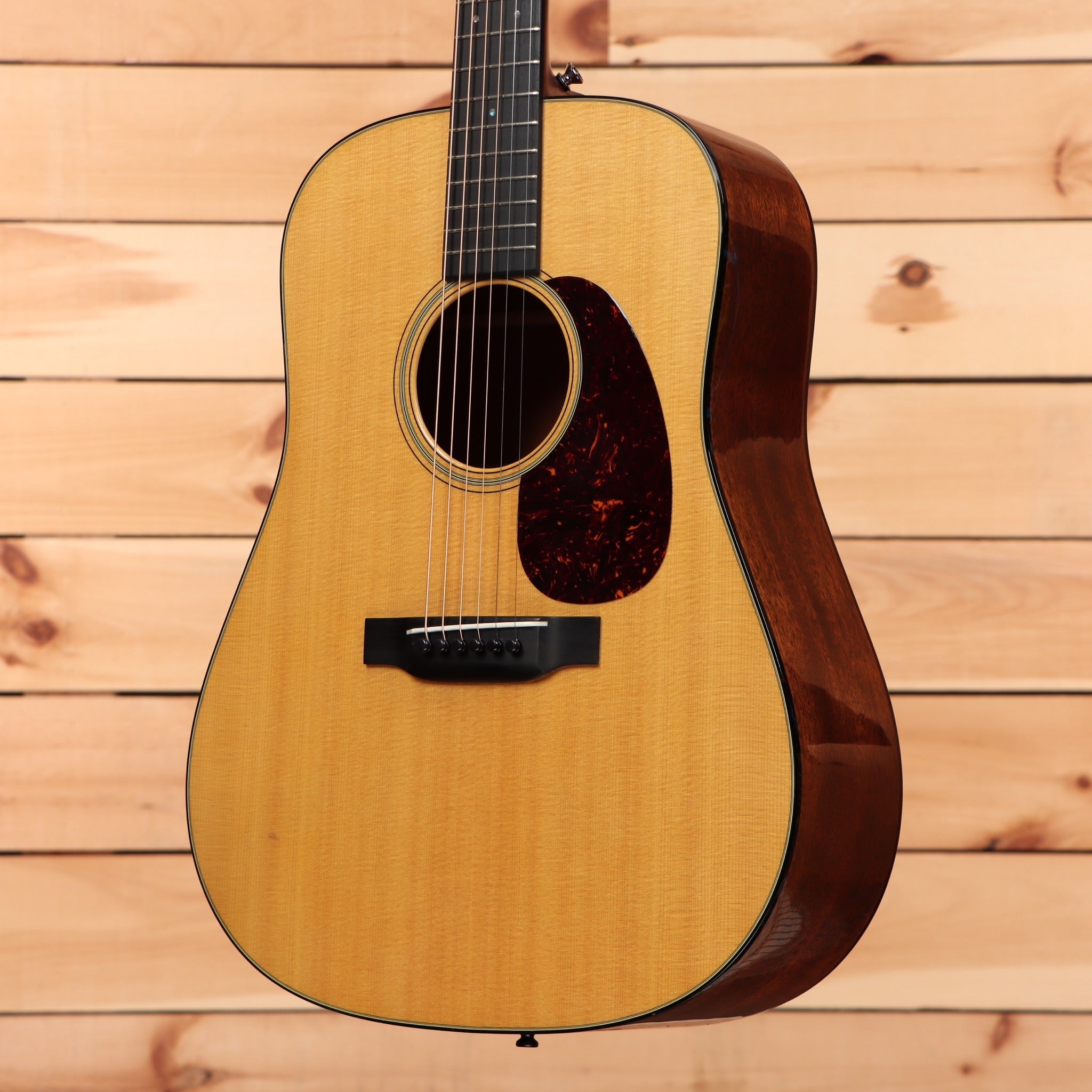 Pre-owned Martin Custom Shop D18 dreadnought acoustic guitar natural finish with rosewood back and sides