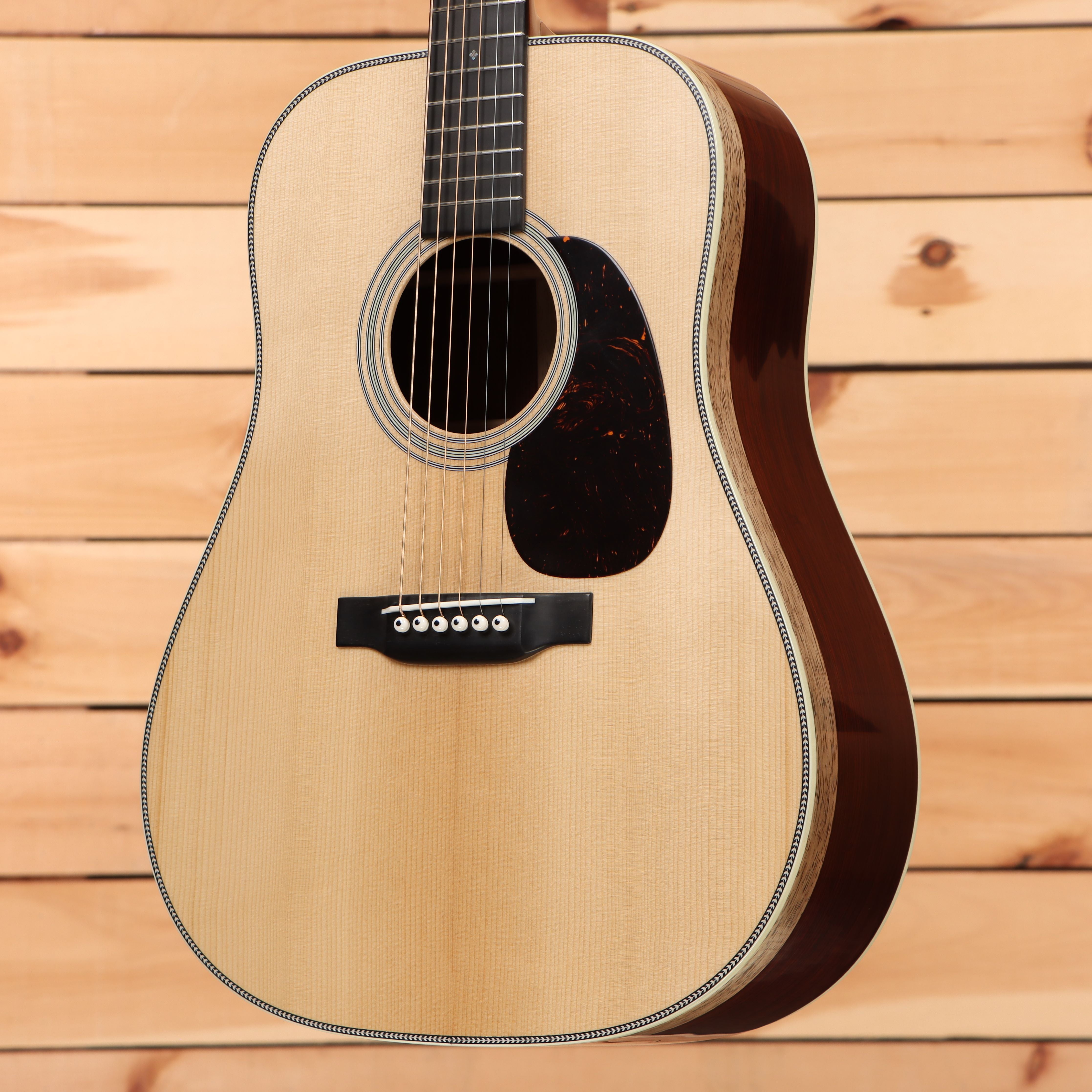 Martin D-28 1937 Authentic dreadnought acoustic guitar natural finish with herringbone binding