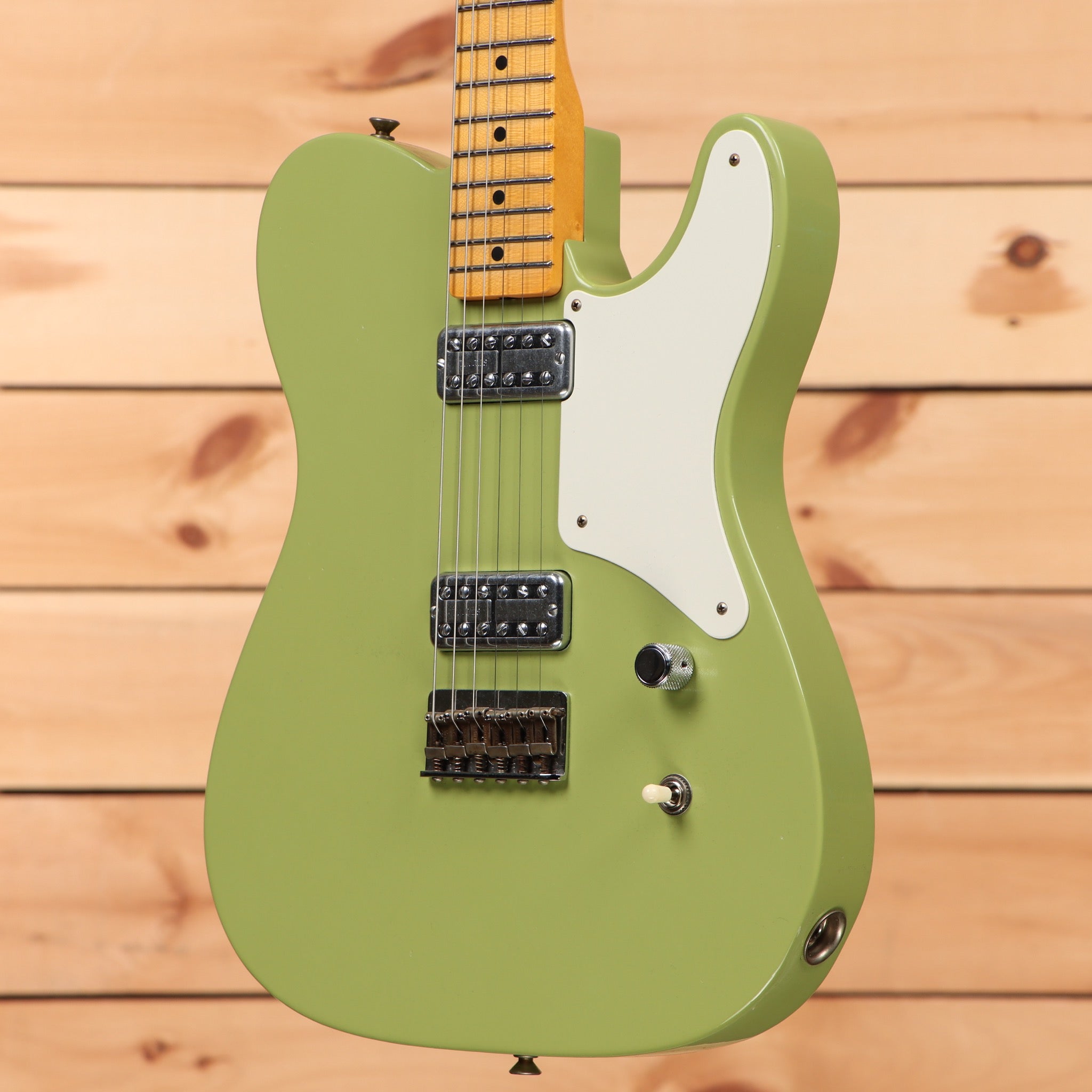Fender Custom Shop David Brown Masterbuilt La Carbonita Especial 2.0 electric guitar green with maple neck and dual humbuckers