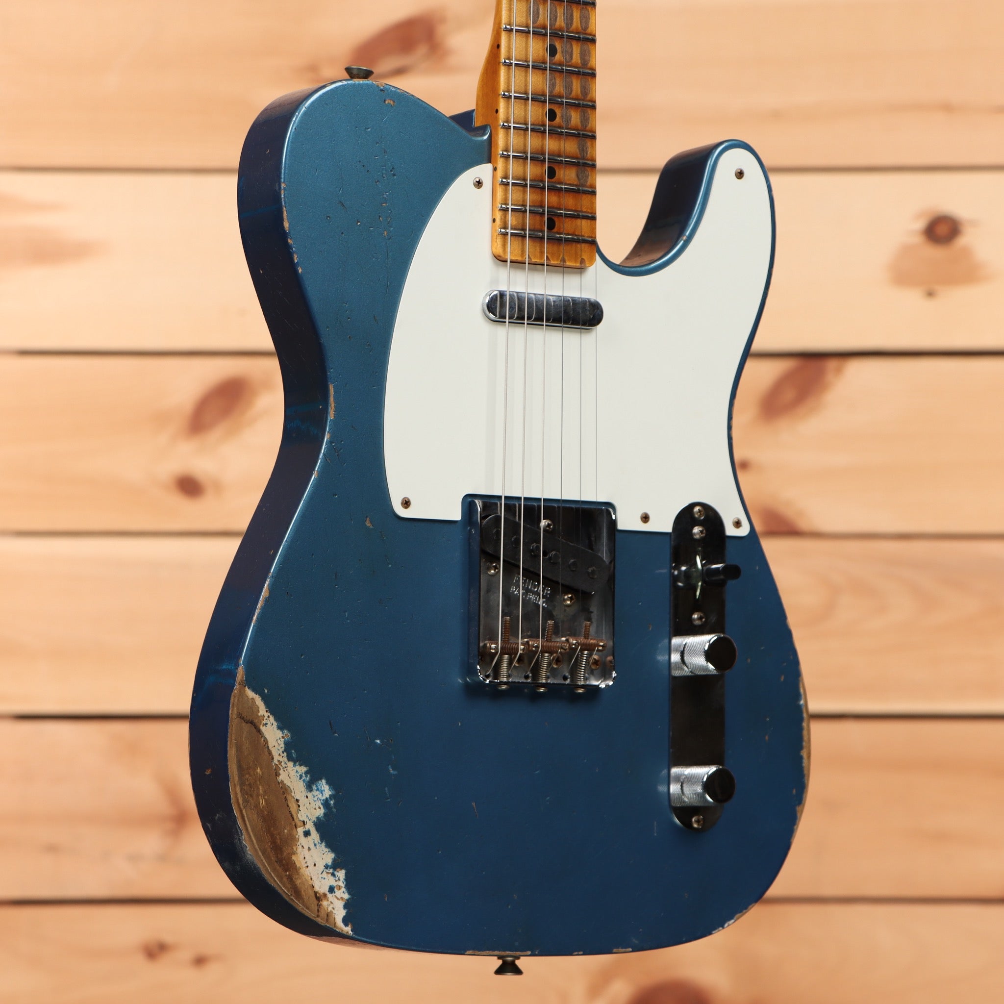 Fender Custom Shop Limited 1958 Telecaster electric guitar Lake Placid Blue heavy relic with single-coil pickups