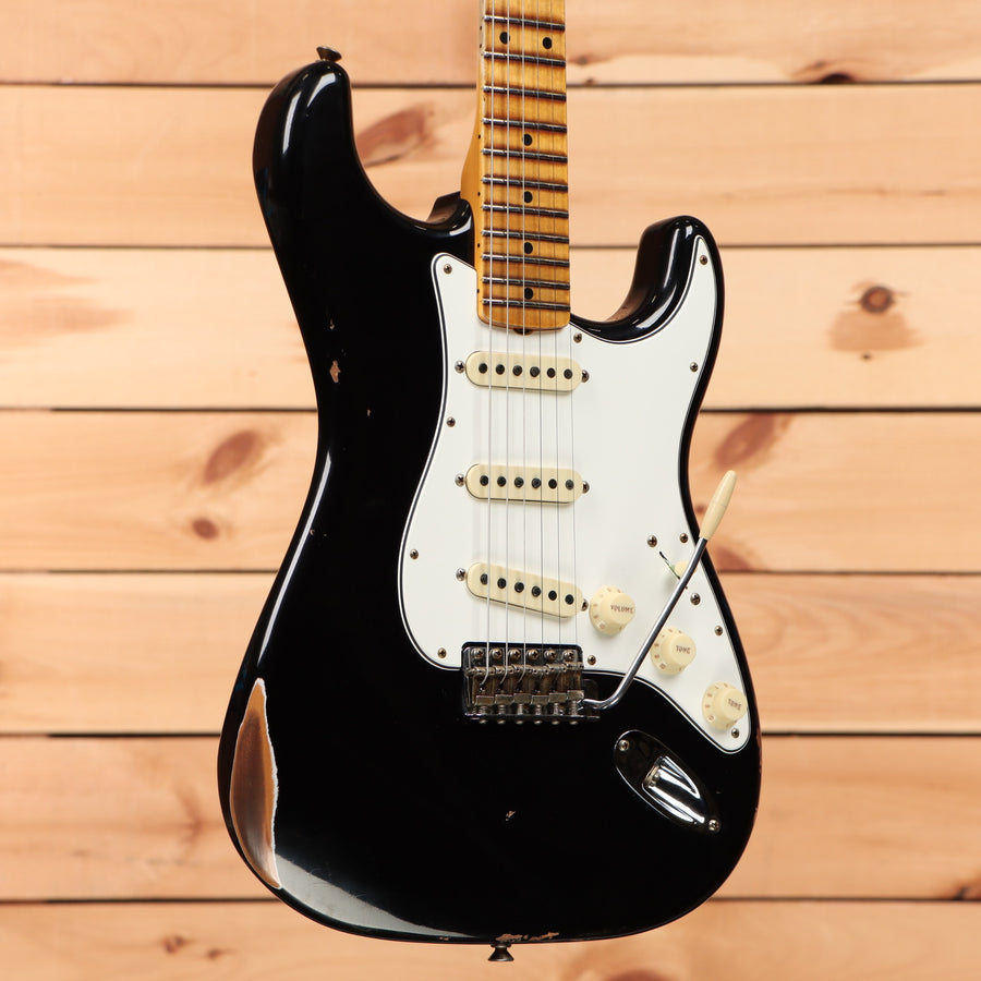 Fender Custom Shop Limited 1962 Stratocaster Relic electric guitar aged black with white pickguard and single-coil pickups