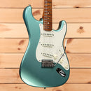 Fender Custom Shop Limited Roasted Pine Stratocaster relic electric guitar Teal Green Metallic with white pickguard and single-coil pickups