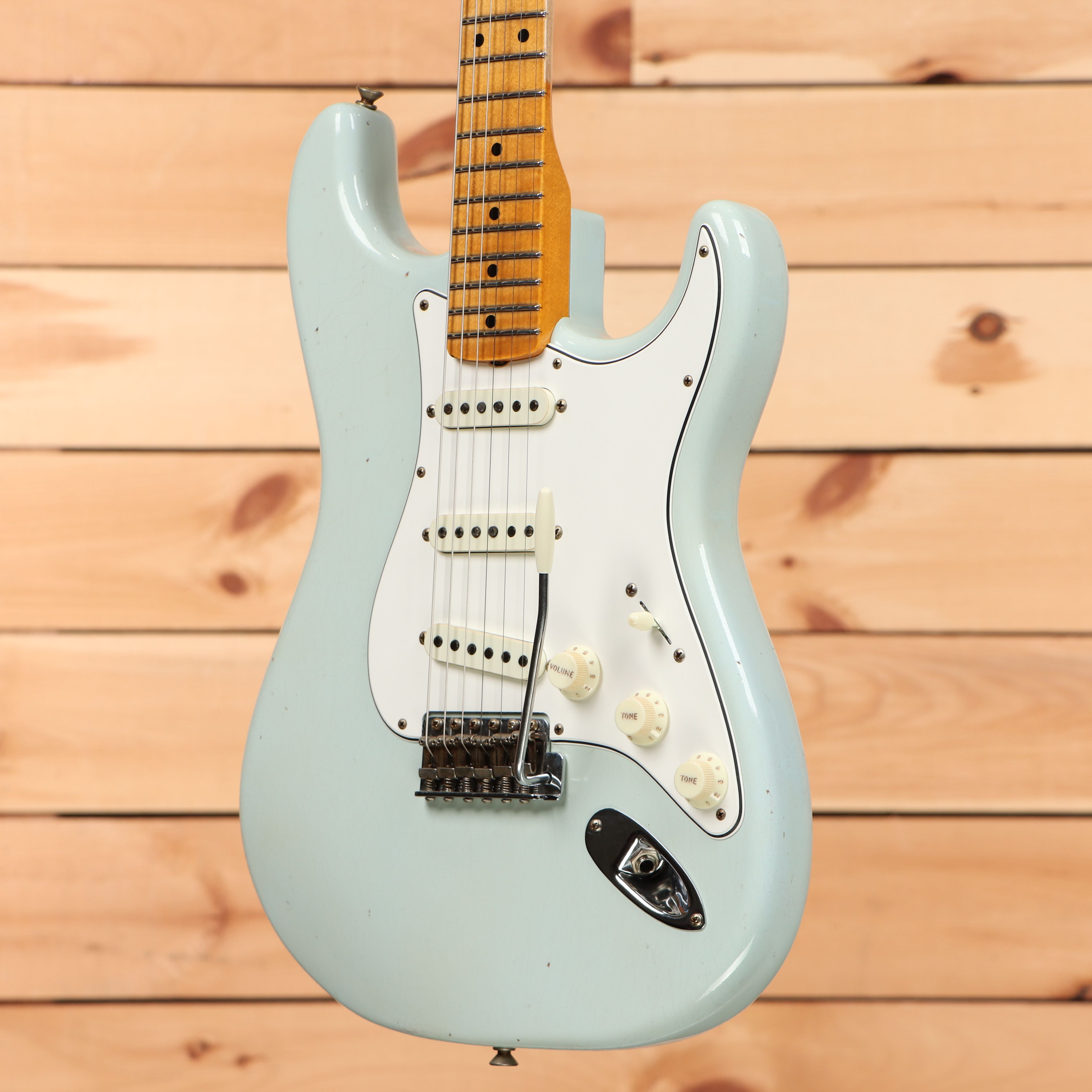 Fender Custom Shop Limited Tomatillo Stratocaster Journeyman Super Faded Aged Sonic Blue electric guitar with maple fretboard