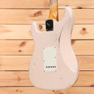 Fender Custom Shop Late-1962 Stratocaster Relic electric guitar Super Faded Aged Shell Pink with single-coil pickups