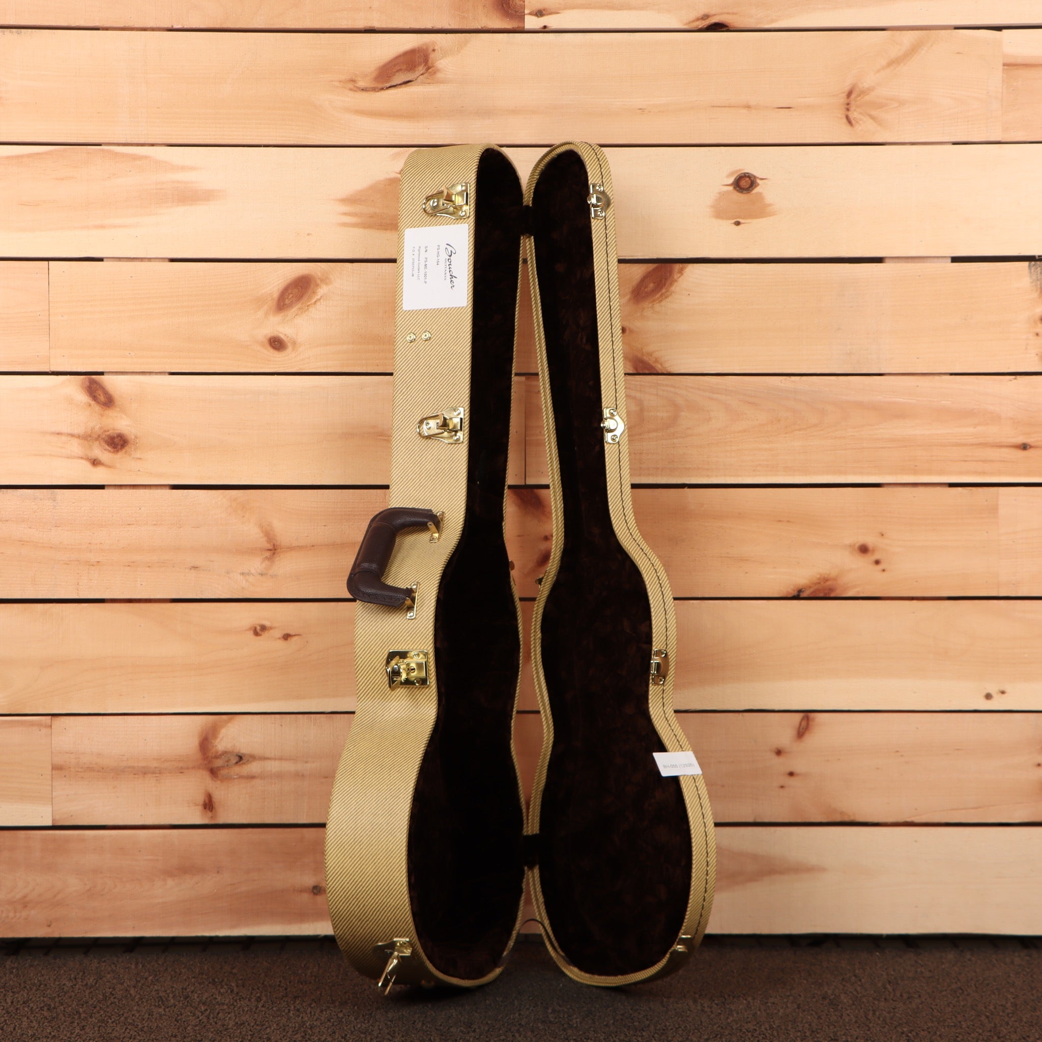 Boucher Private Stock HG164 classical acoustic guitar natural finish with black velvet-lined hardshell case