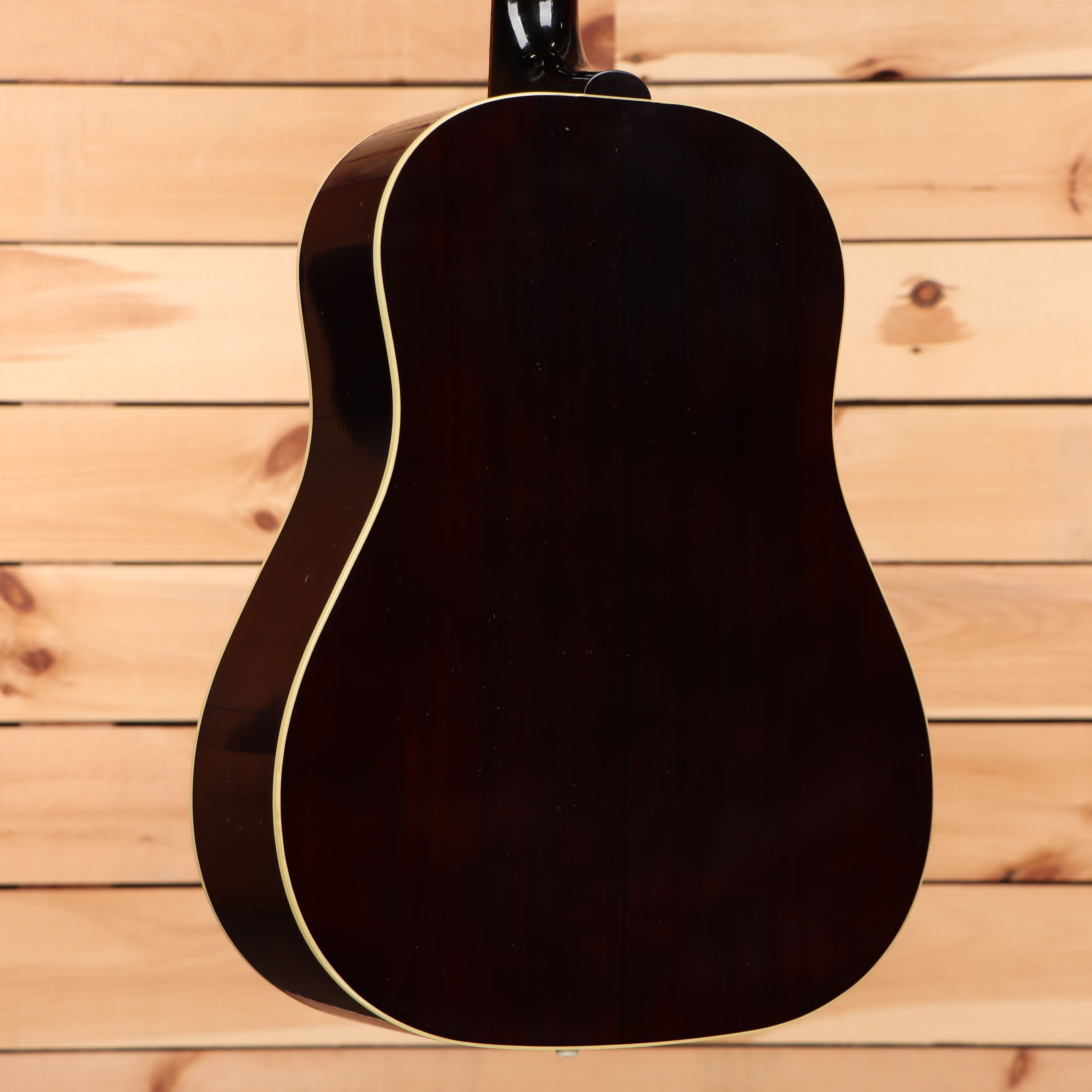 Gibson 1942 Banner J45 light-aged dreadnought acoustic guitar vintage sunburst with cream binding