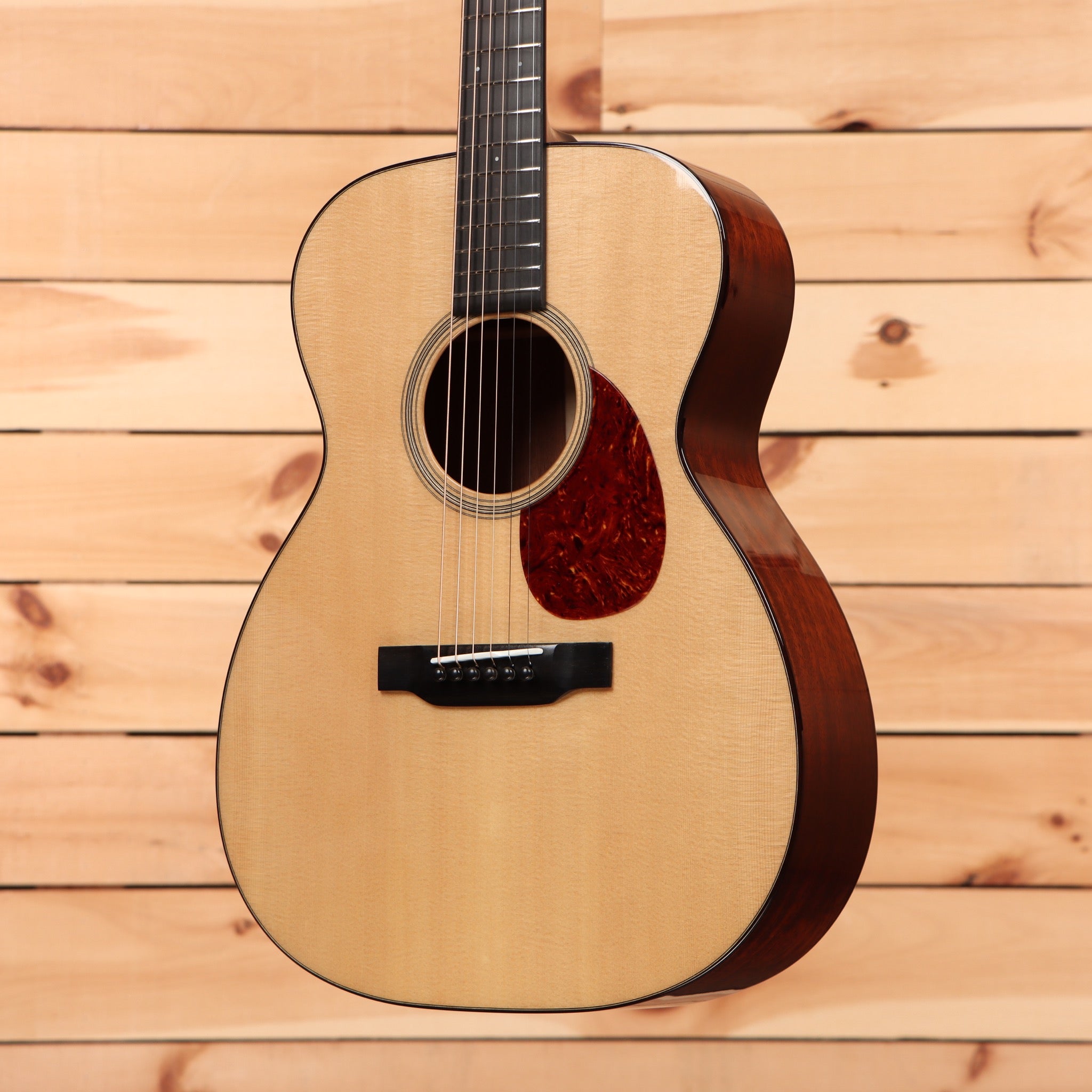 Bourgeois Touchstone OM Country Boy acoustic guitar natural finish with rosewood back and sides