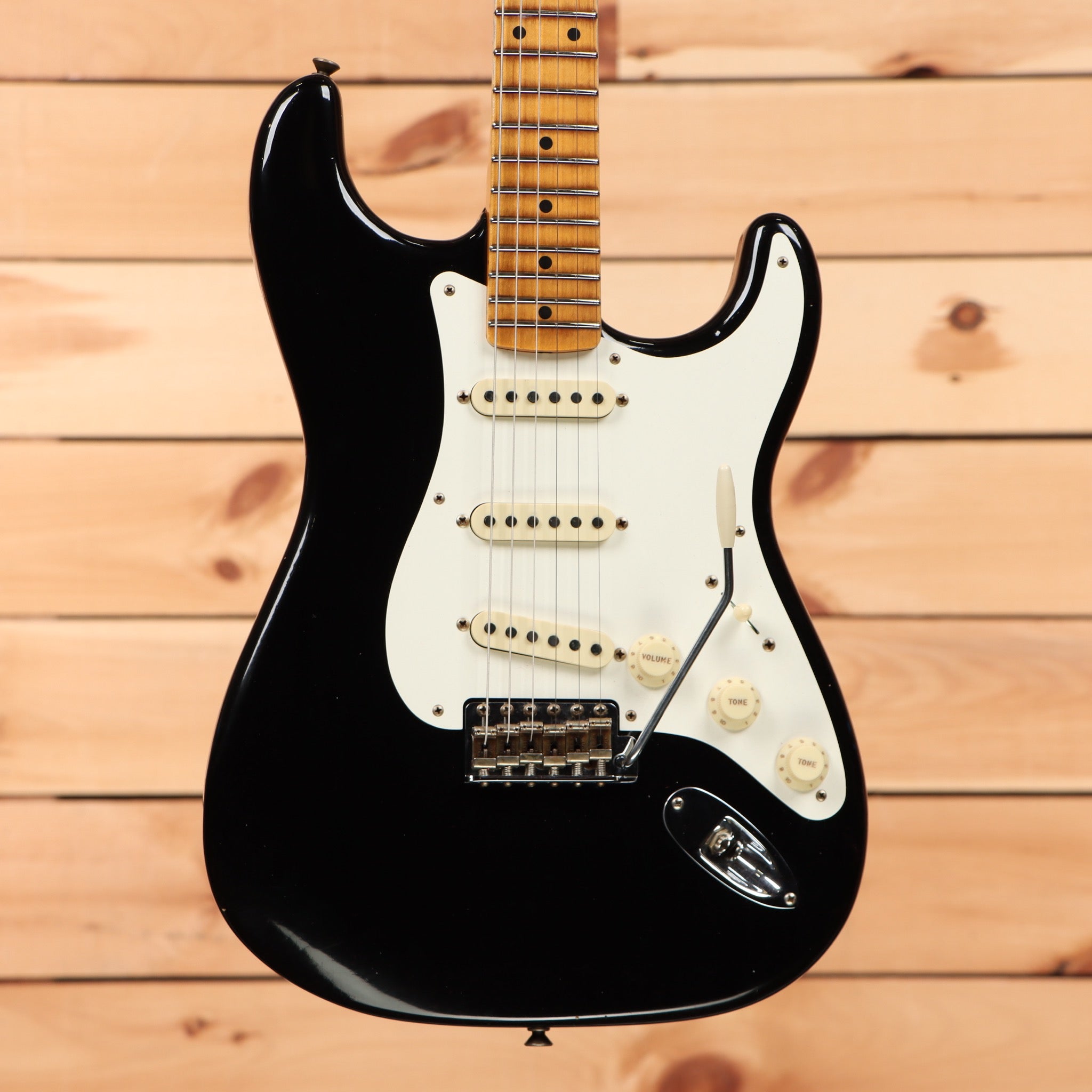 Fender Custom Shop 1956 Stratocaster Journeyman Relic electric guitar aged black with maple neck and single-coil pickups