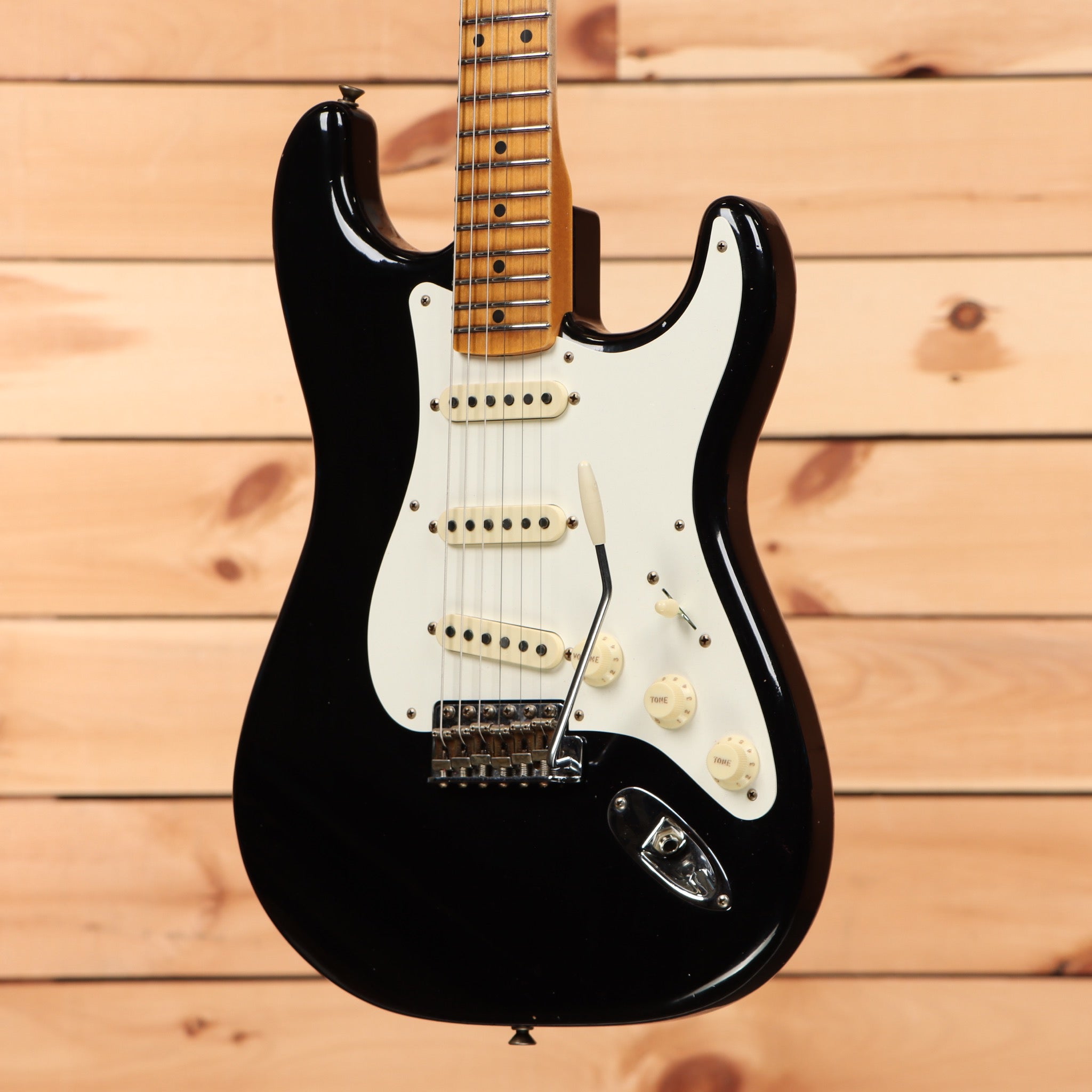 Fender Custom Shop 1956 Stratocaster Journeyman Relic electric guitar aged black with maple neck and single-coil pickups