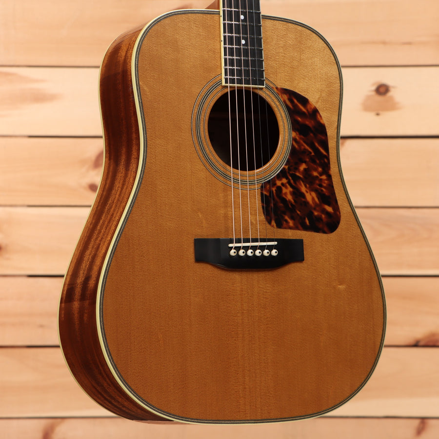 Gallagher Doc Watson Custom dreadnought acoustic guitar natural torrefied finish with tortoiseshell pickguard