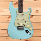 Fender Custom Shop Late 1962 Stratocaster electric guitar Daphne Blue relic with three single-coil pickups