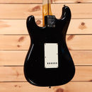Fender Custom Shop Limited 1956 Stratocaster Relic electric guitar Aged Black with white pickguard
