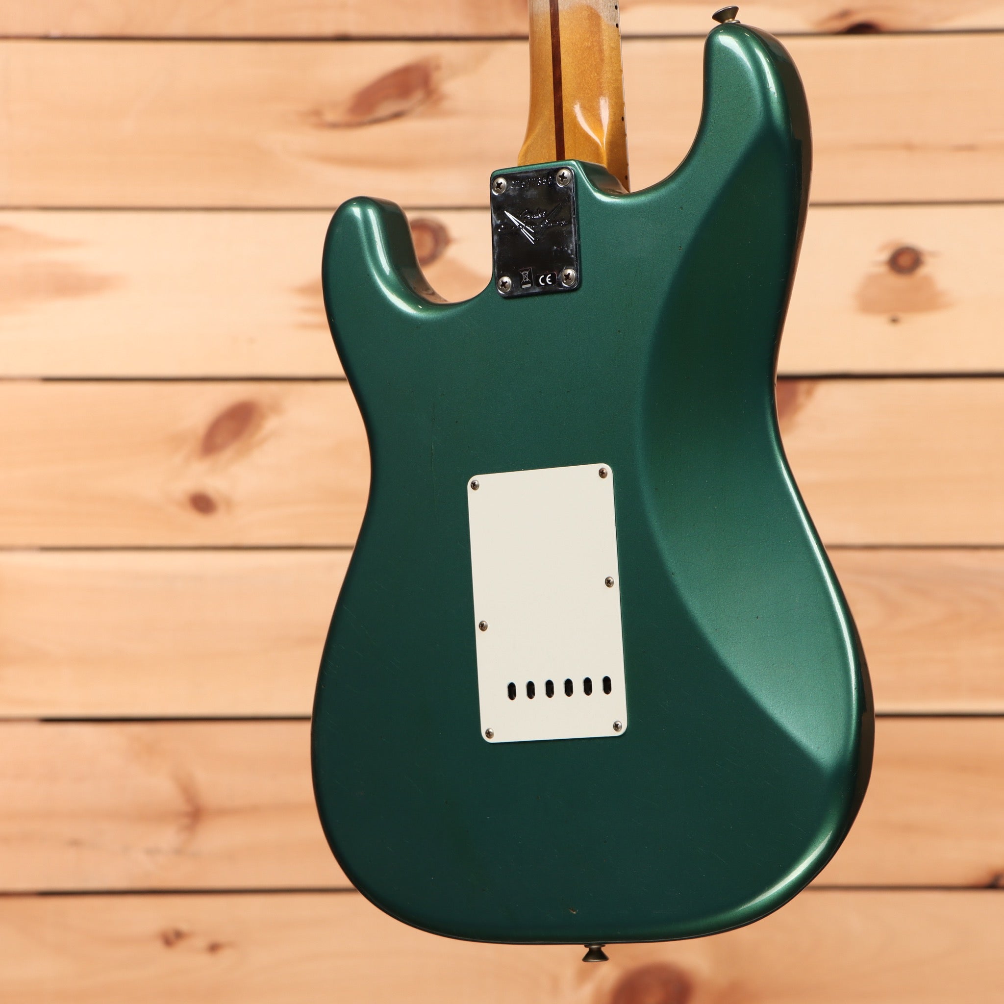 Fender Custom Shop 1956 Stratocaster Relic electric guitar Sherwood Green Metallic with single-coil pickups