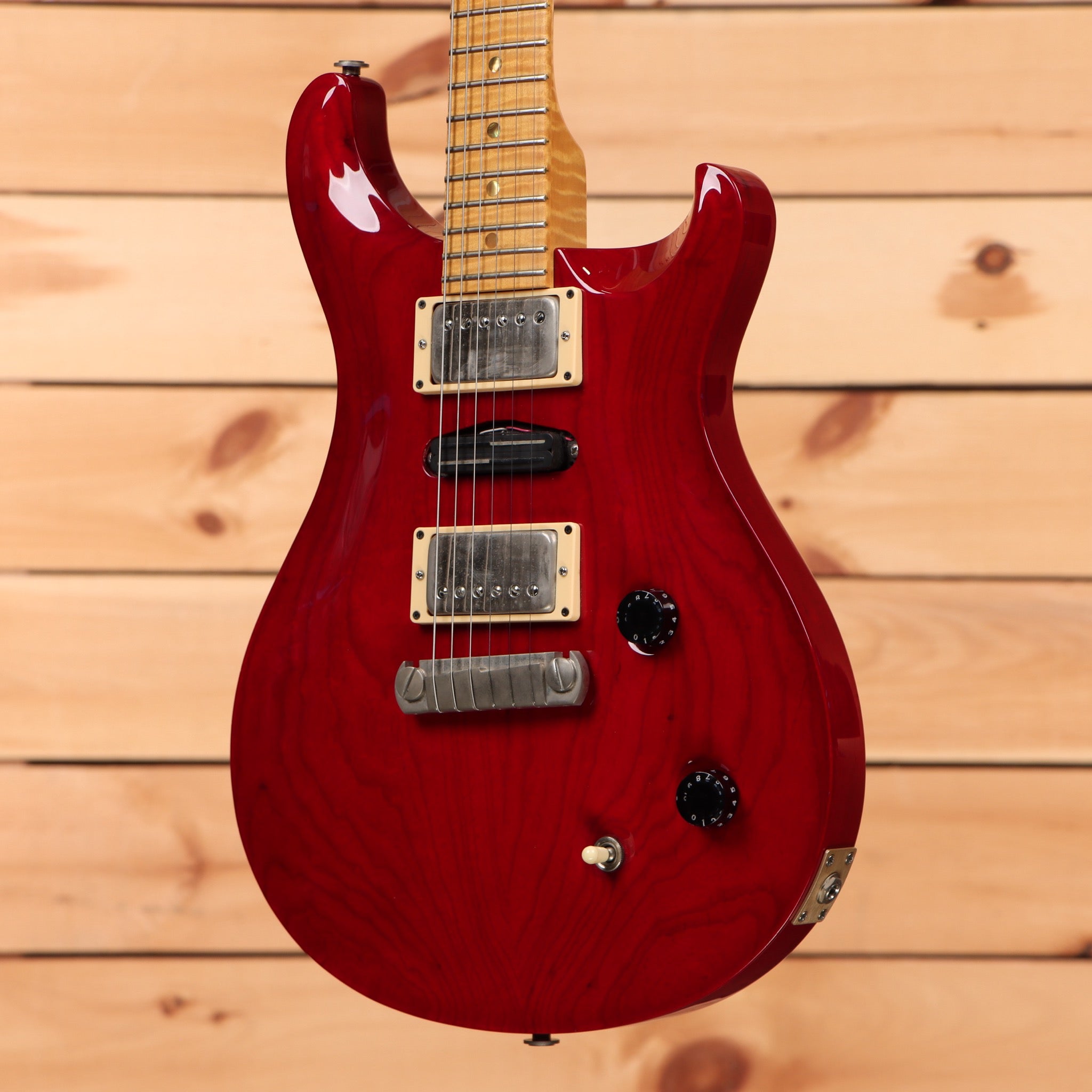 Paul Reed Smith Swamp Ash Special electric guitar Vintage Cherry with dual humbucker pickups