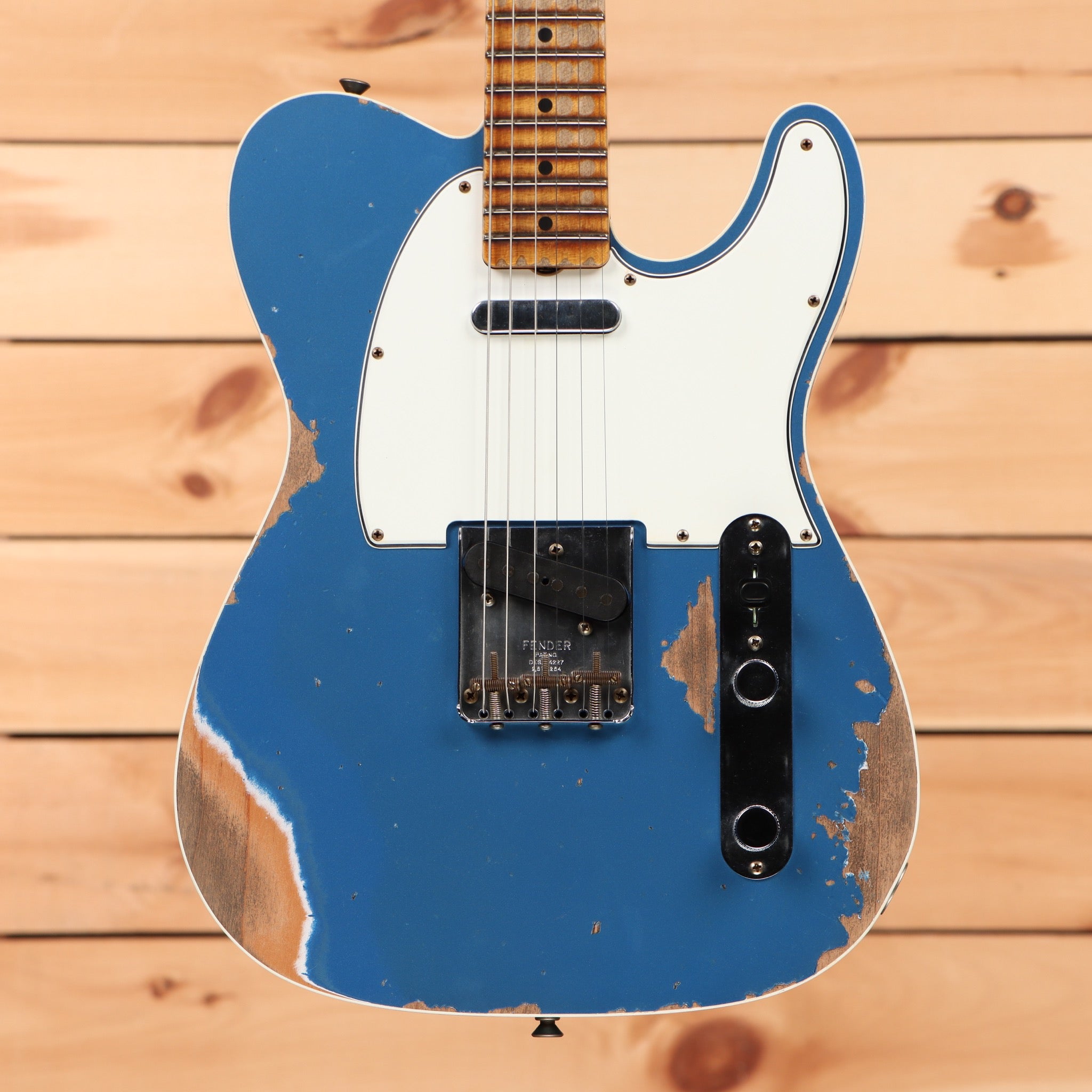 Fender Custom Shop 1965 Telecaster Custom electric guitar Lake Placid Blue heavy relic with single-coil pickup