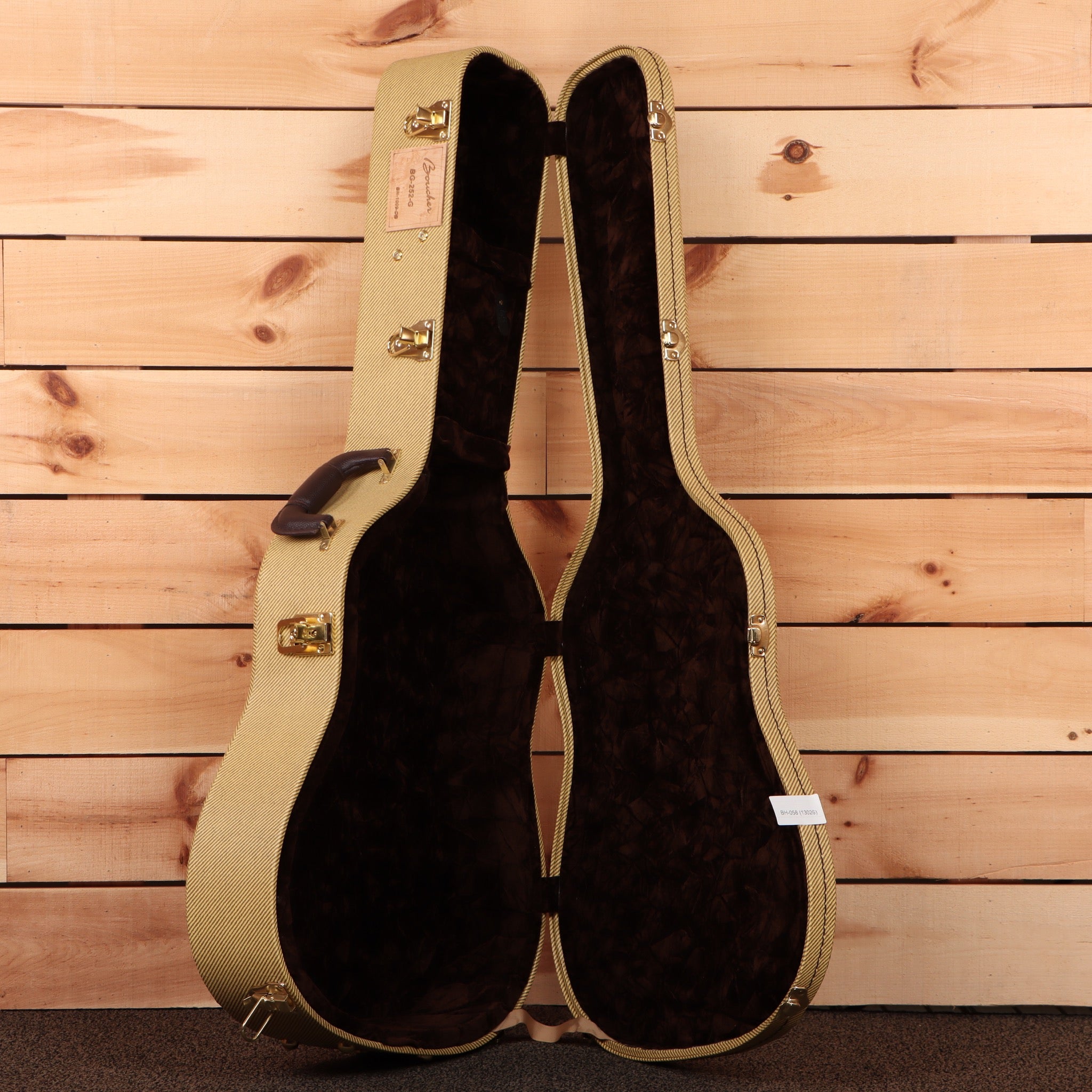 Boucher BG252G classical guitar natural finish with dark brown velvet-lined hard case