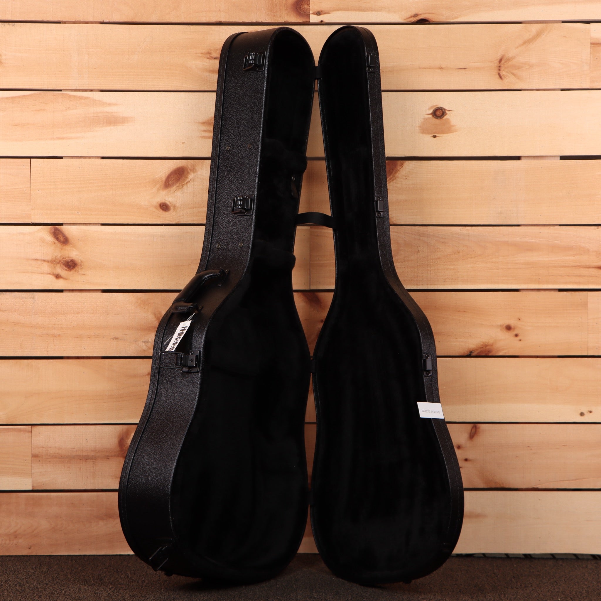 Gibson J-45 Standard acoustic guitar Flame Maple Custom Sunburst with black case
