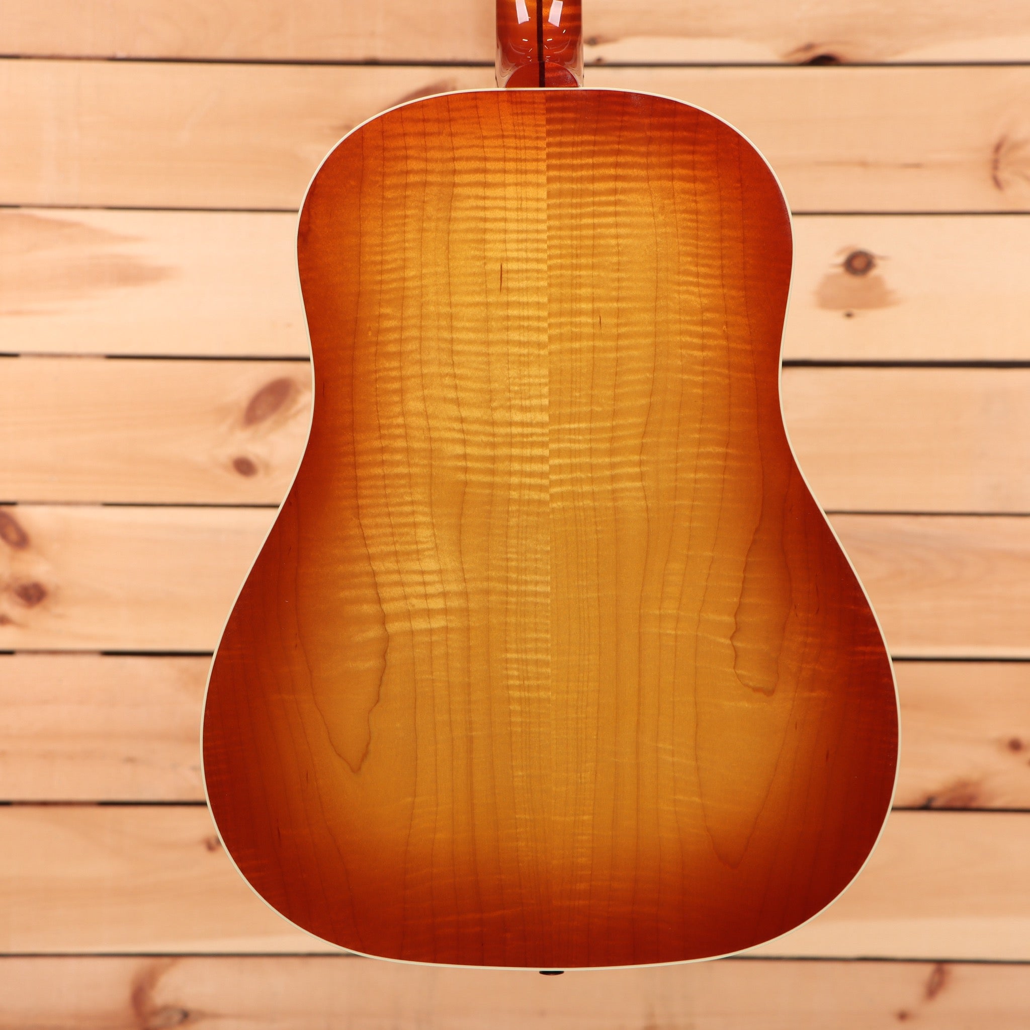 Gibson J-45 Standard acoustic guitar Flame Maple Custom Sunburst with dreadnought body shape