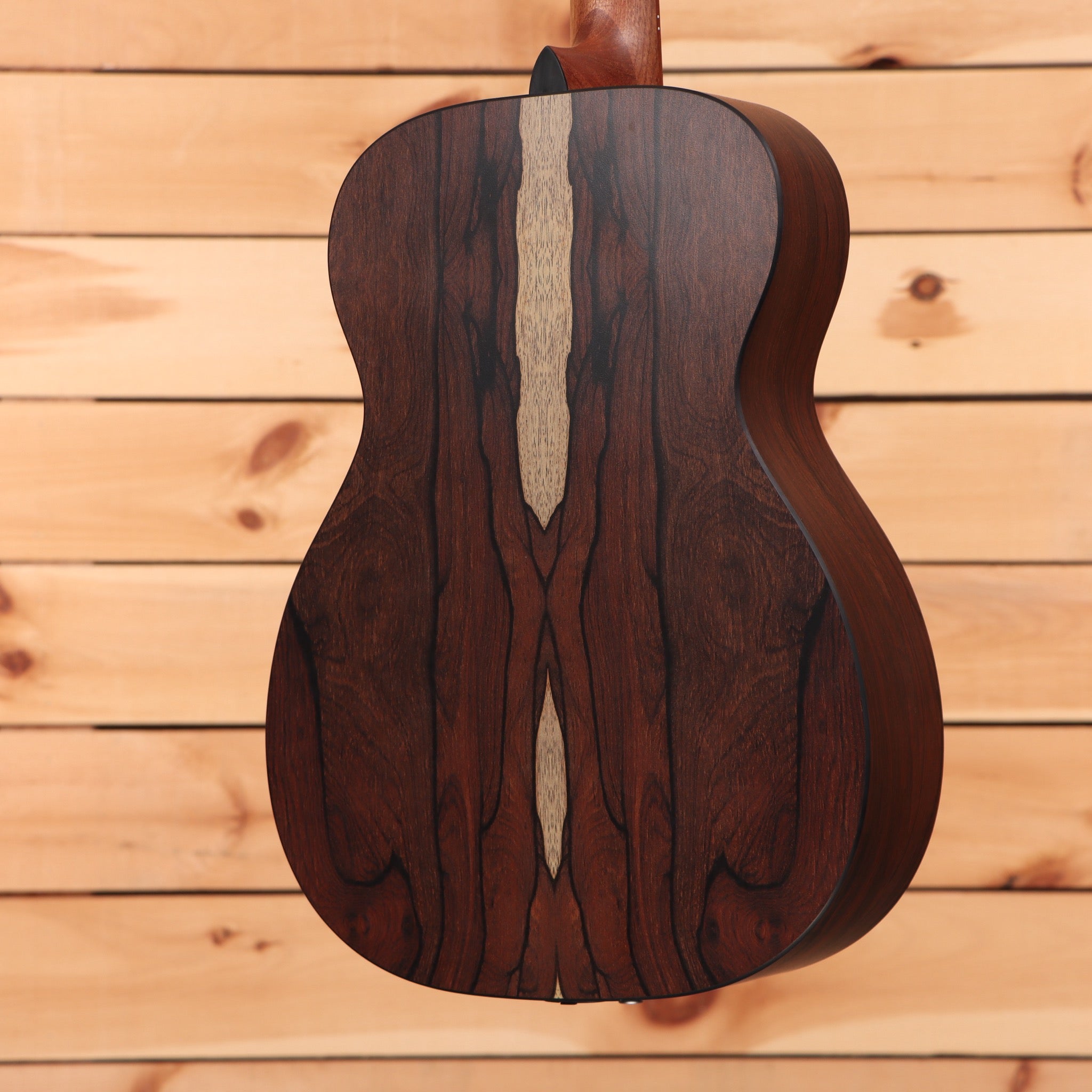 Martin 00X2E dreadnought acoustic guitar natural finish with light wood center stripe back