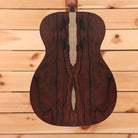 Martin 00X2E concert acoustic guitar natural finish with light wood center stripe
