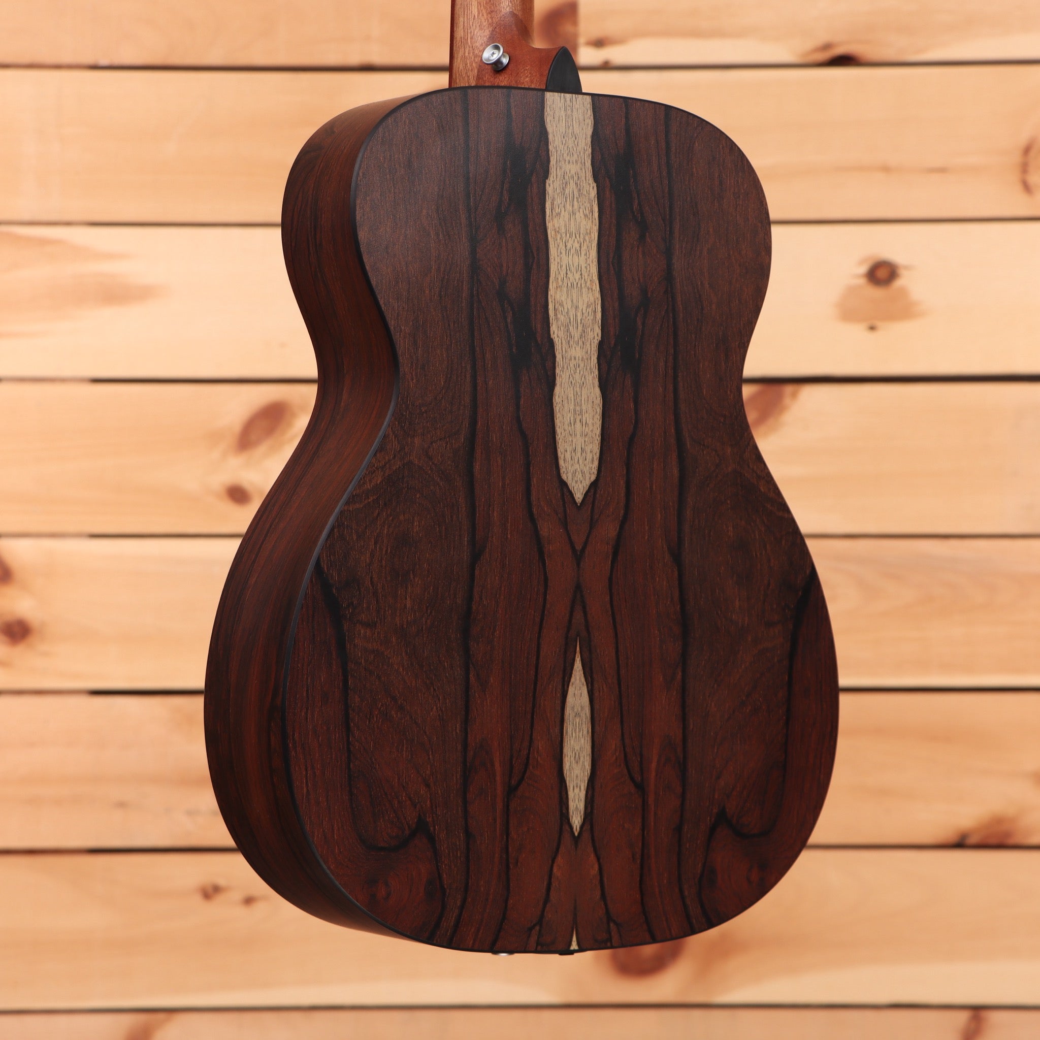 Martin 00X2E dreadnought acoustic guitar natural finish with light wood center stripe back