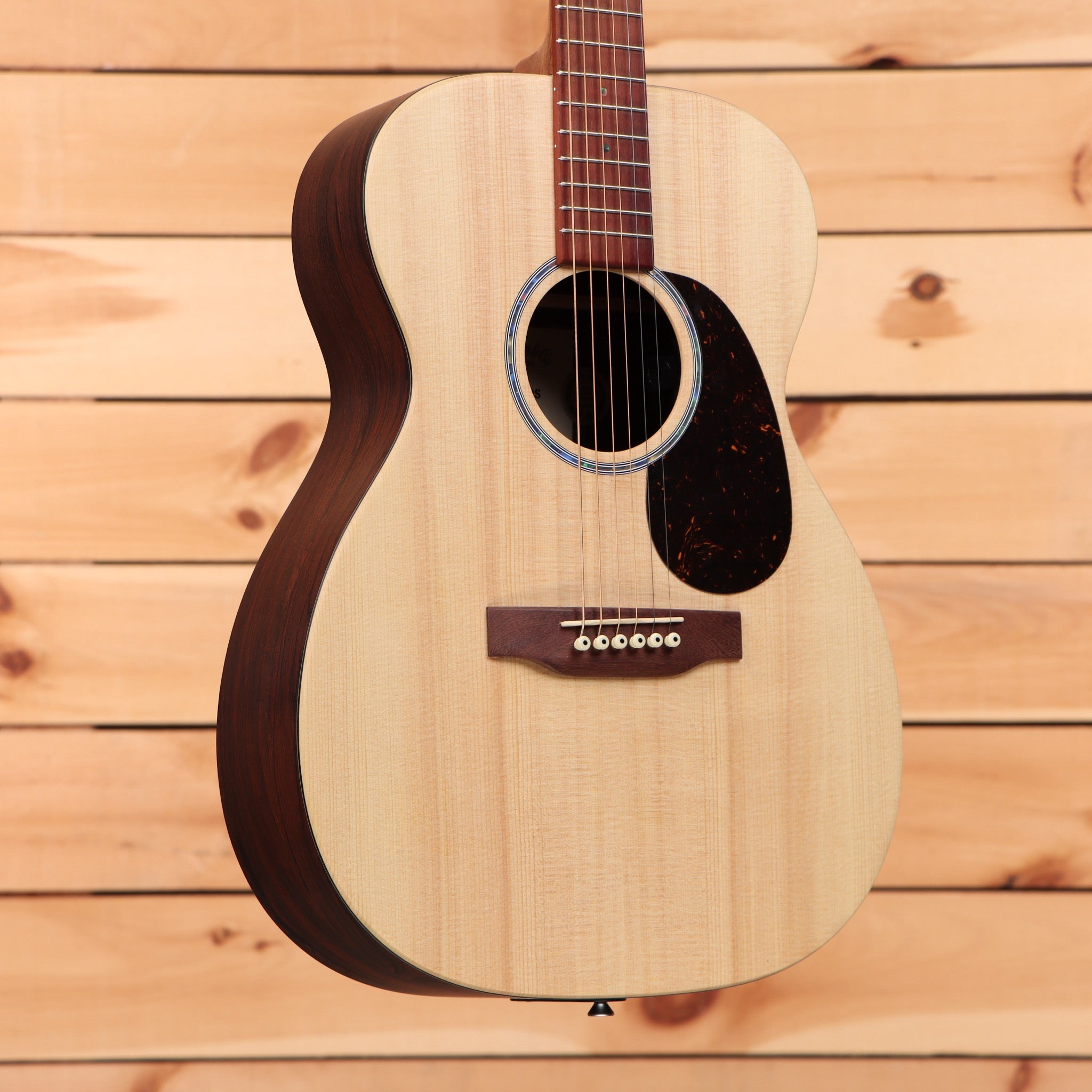 Martin 00X2E dreadnought acoustic guitar natural finish with dark rosewood back and sides