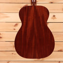 Martin 00-15M Concert acoustic guitar natural finish with mahogany back and sides