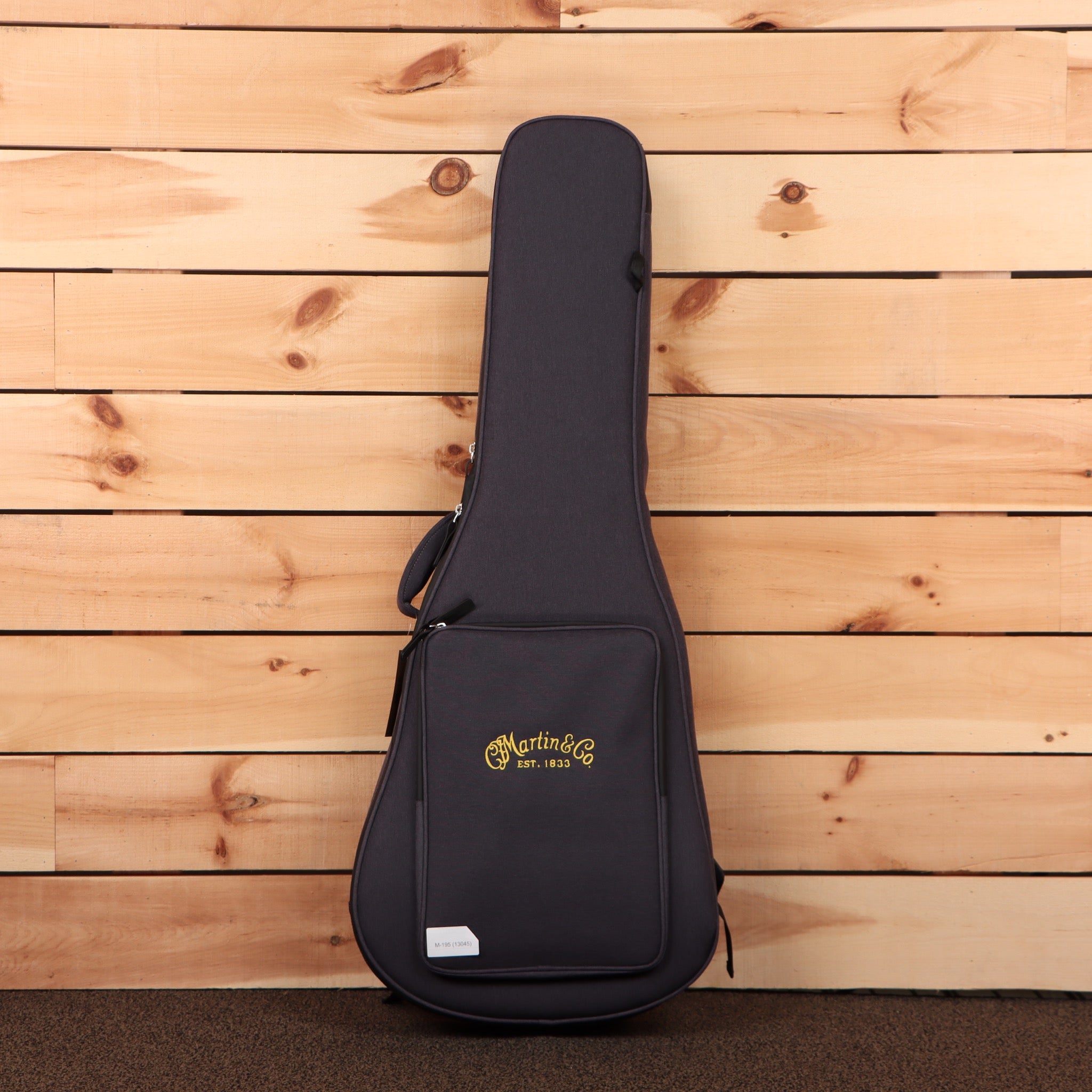 Martin 00-15M natural acoustic guitar gig bag with padded protection
