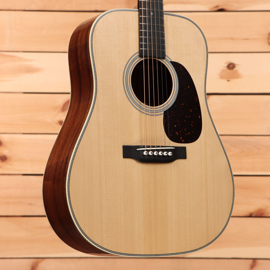 Martin D-28 Authentic 1937 dreadnought acoustic guitar natural finish with rosewood back and sides