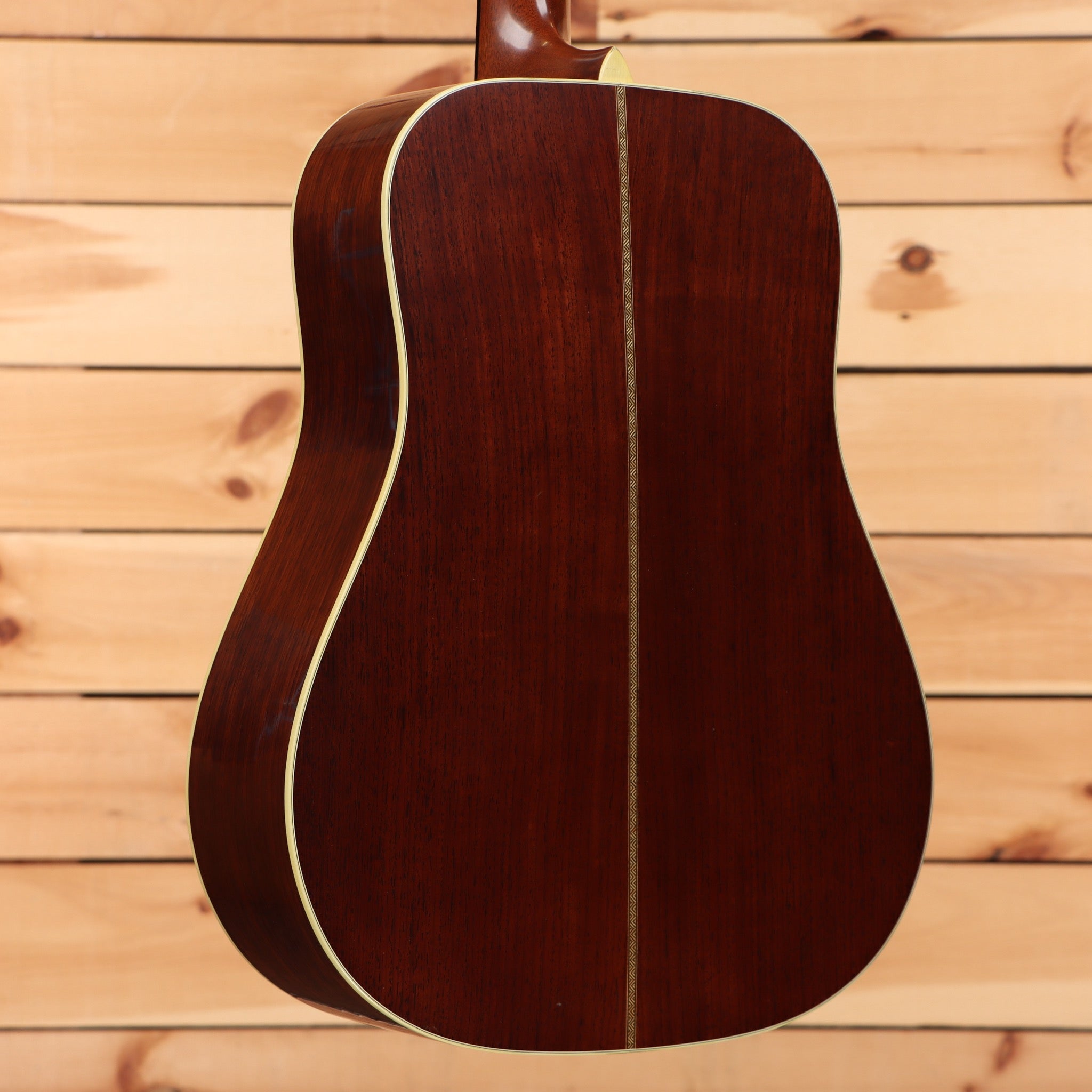 Martin D-28 Authentic 1937 dreadnought acoustic guitar aged natural finish with cream binding