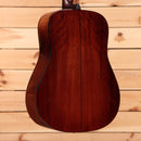 Eastman E10DTC dreadnought acoustic guitar natural finish with curved body lines