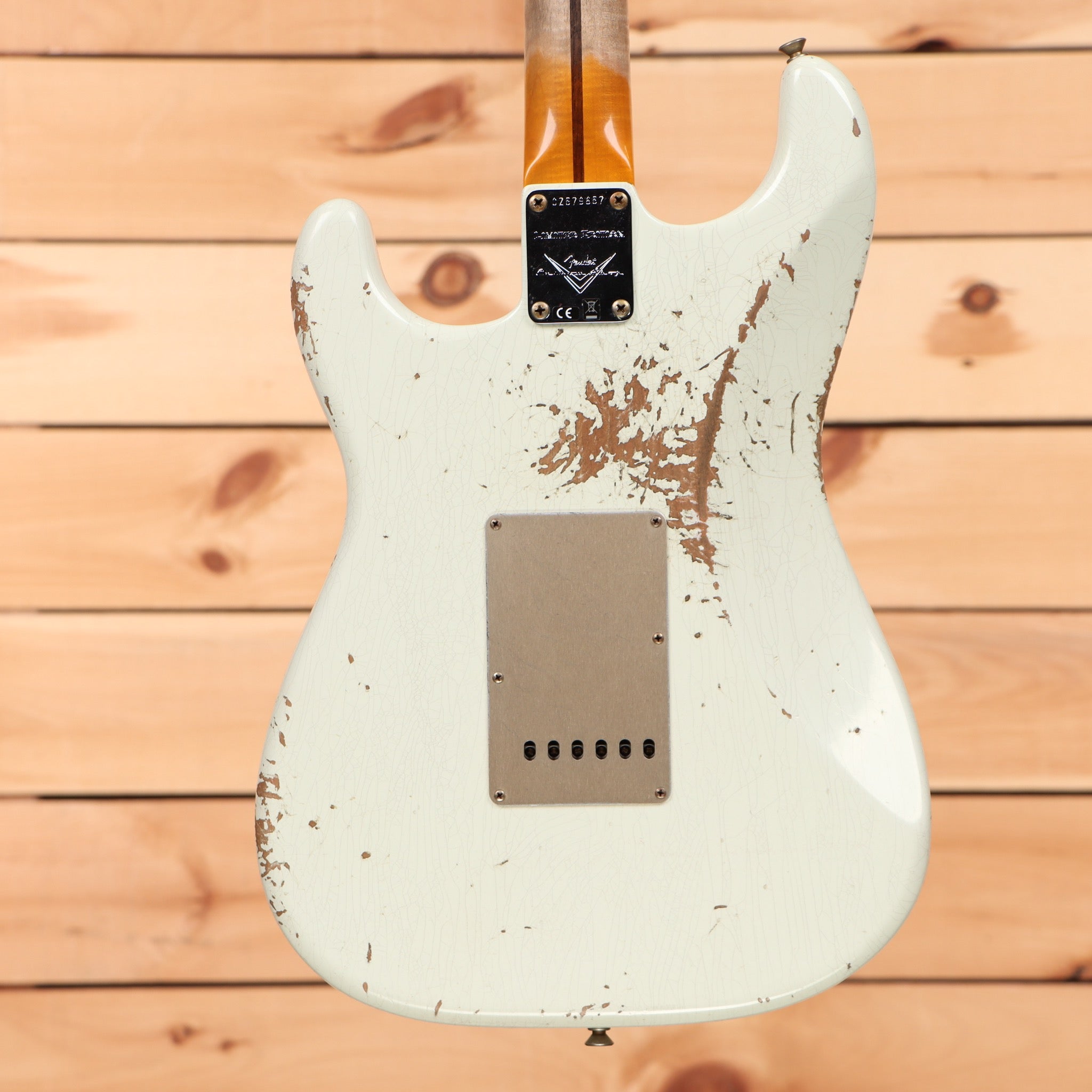 Fender Custom Shop Limited 1958 Stratocaster electric guitar Heavy Relic India Ivory with single-coil pickups