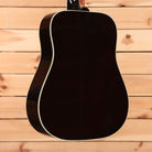 Gibson Hummingbird Standard acoustic guitar Honey Burst finish with cream binding