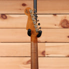 Fender Custom Shop Limited 1962 Stratocaster heavy relic electric guitar aged Ocean Turquoise over 3-Color Sunburst with chrome tuning machines